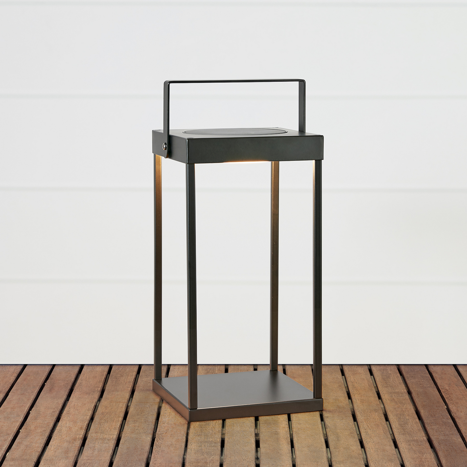 Pure Solar En el exterior Lantern H42 Black - Markslöjd