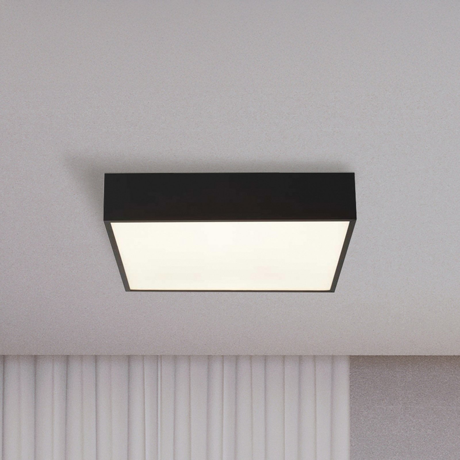 LED badkamer plafondlamp Zeus, zwart, lengte 30 cm, metaal