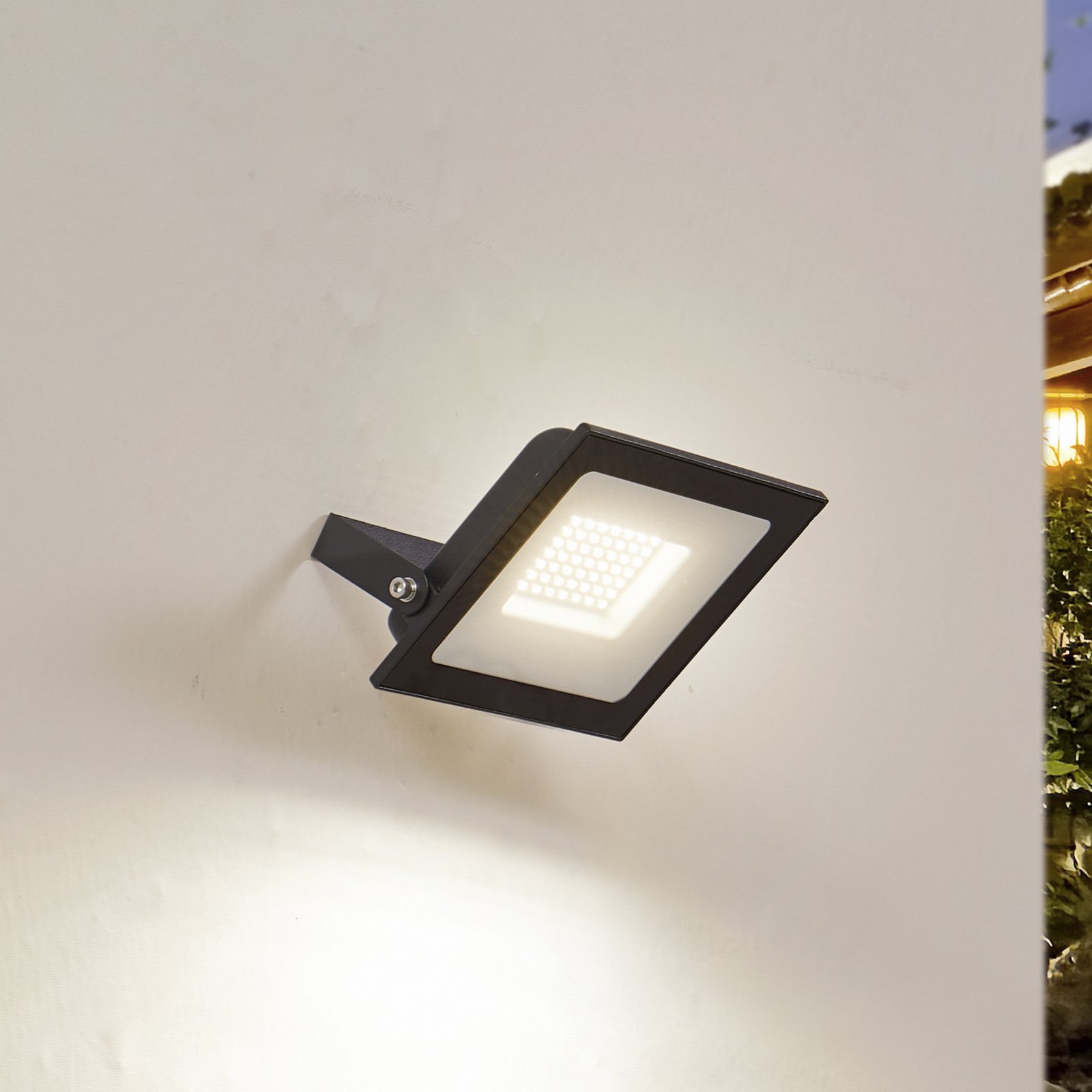 Prios LED udendørs spot Maikel, 50W, 4000lm, aluminium