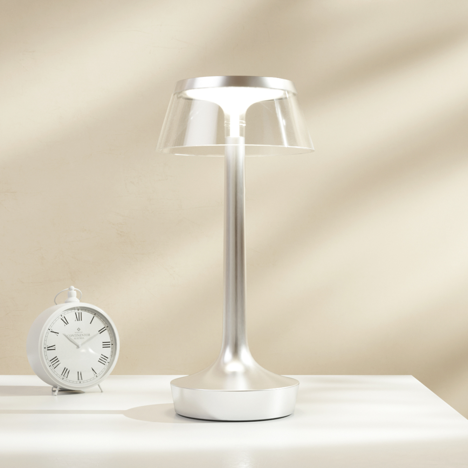 Flos Bon Jour unplugged table lamp with battery