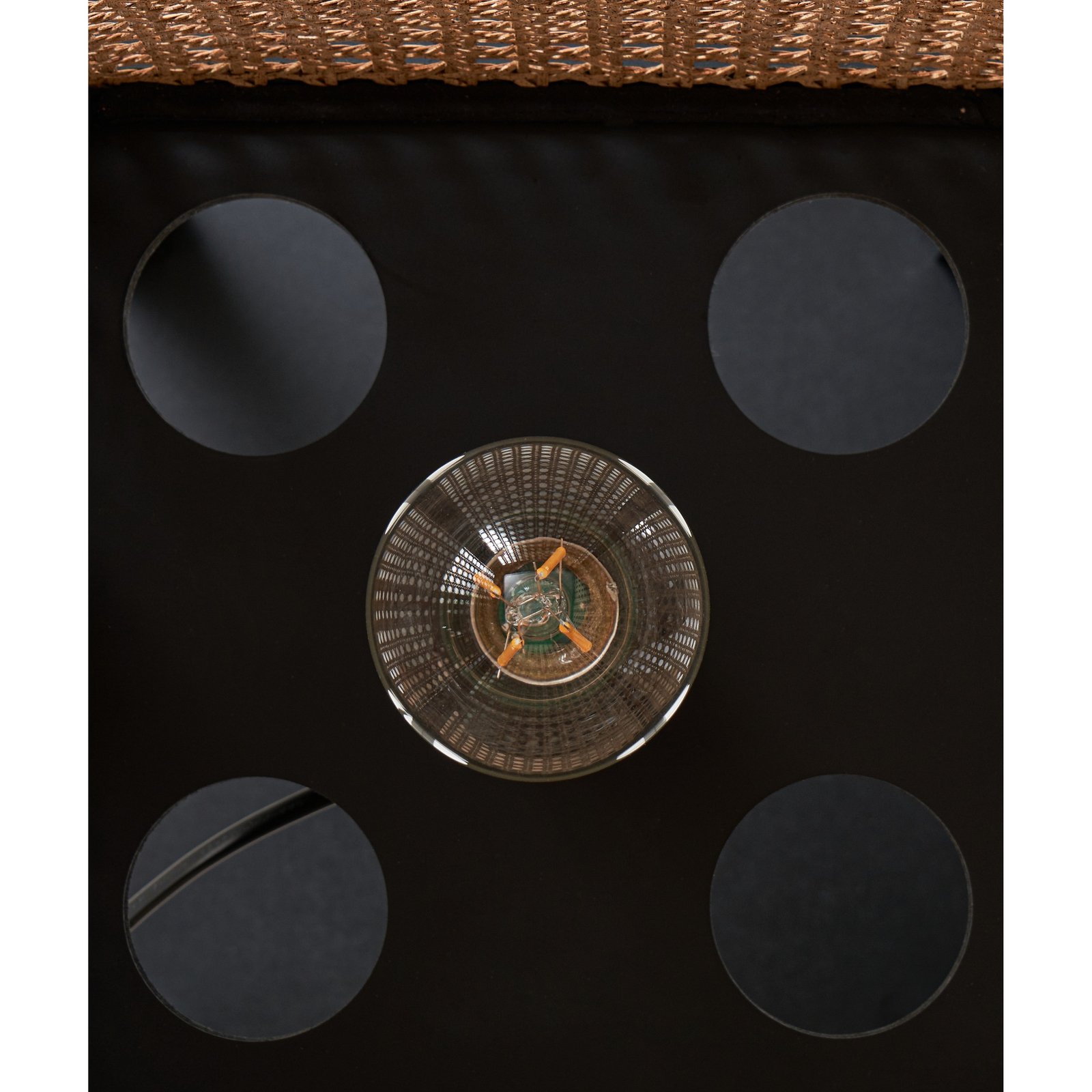 Lindby Stehleuchte Birta, schwarz/natur, Regal, Rattan