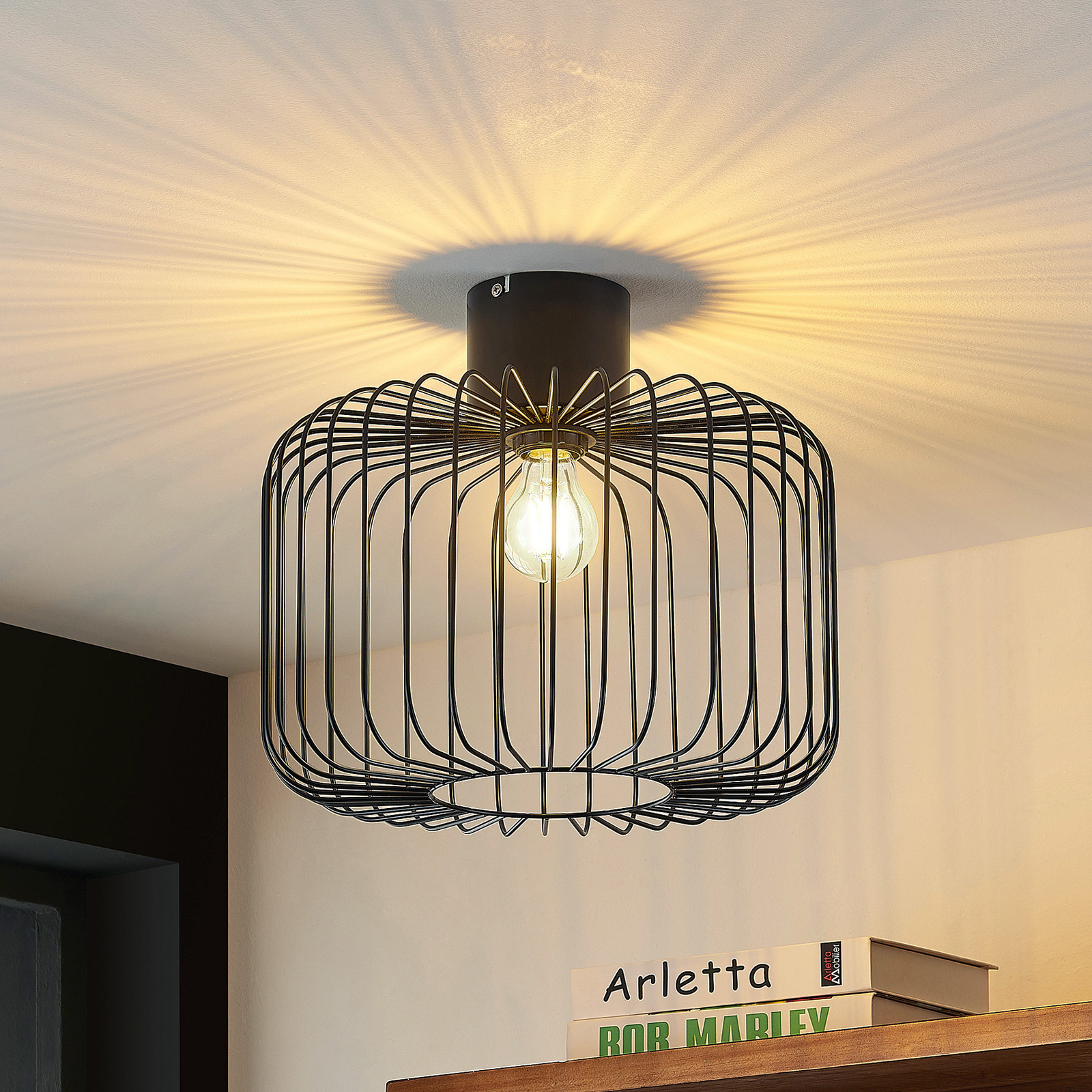 Lindby Vatiki ceiling light with a cage lampshade