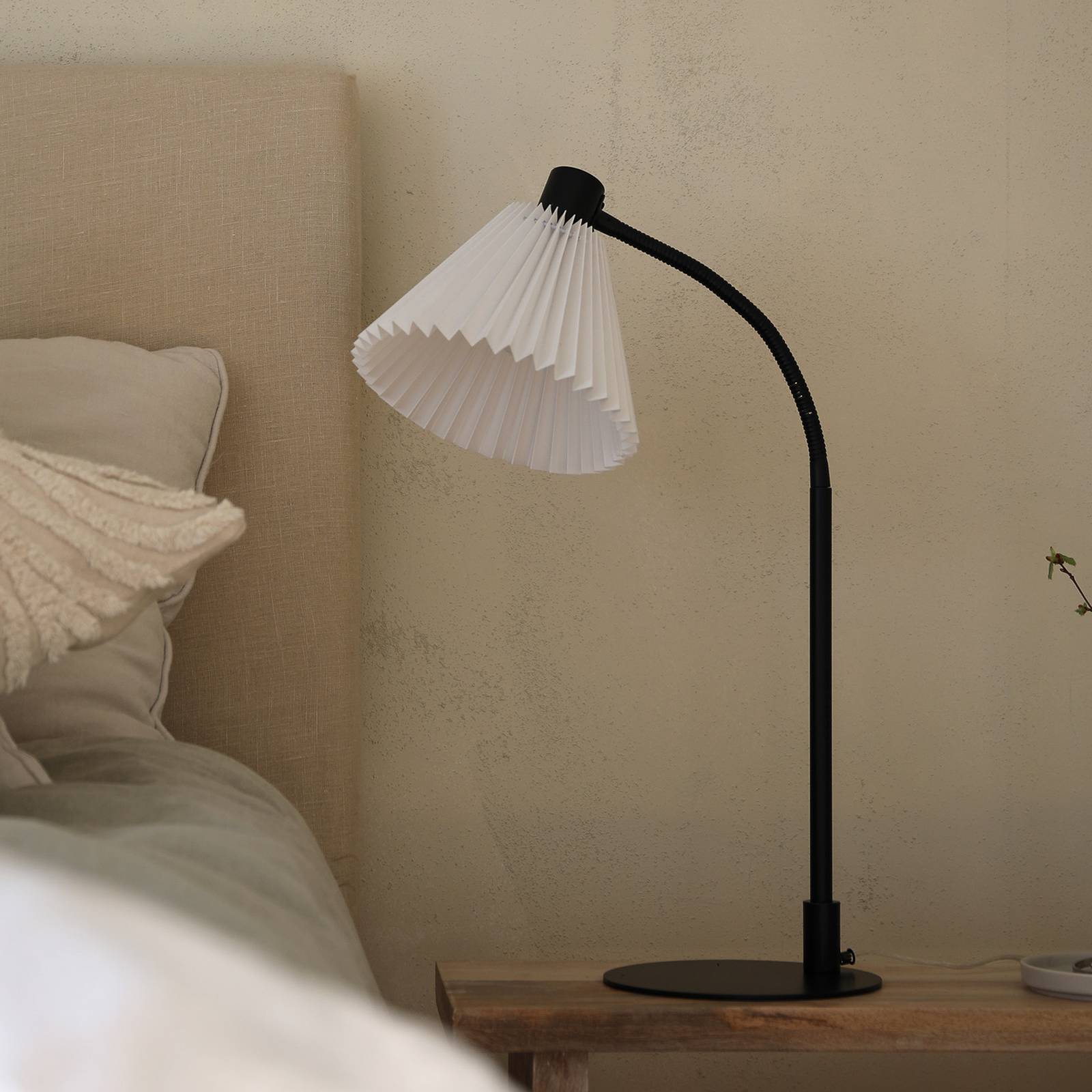 Lampa stołowa Mira, czarny/biały, żelazo/tkanina, wysokość 59 cm