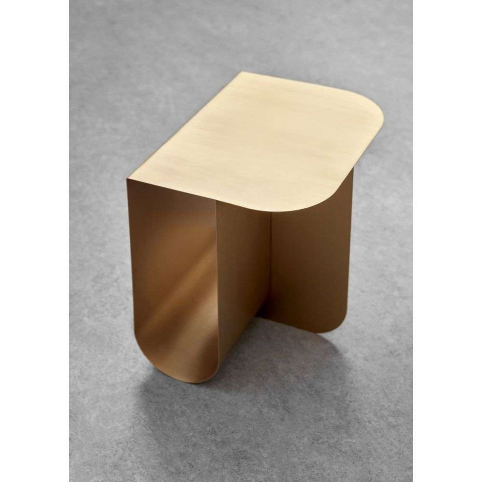 Mass Table Brass - Northern