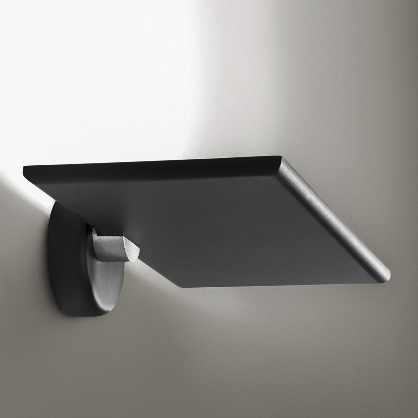 ICONE GiuUp LED wall uplighter 20 W, black, for Living / Dining Room, aluminium, 20 W, energy efficiency: A+, W: 30.2 cm