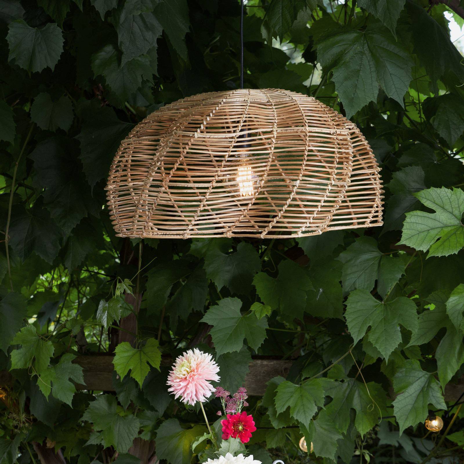 Lampa wisząca zewnętrzna Mayla, naturalny rattan, Ø 53 cm, wtyczka IP44