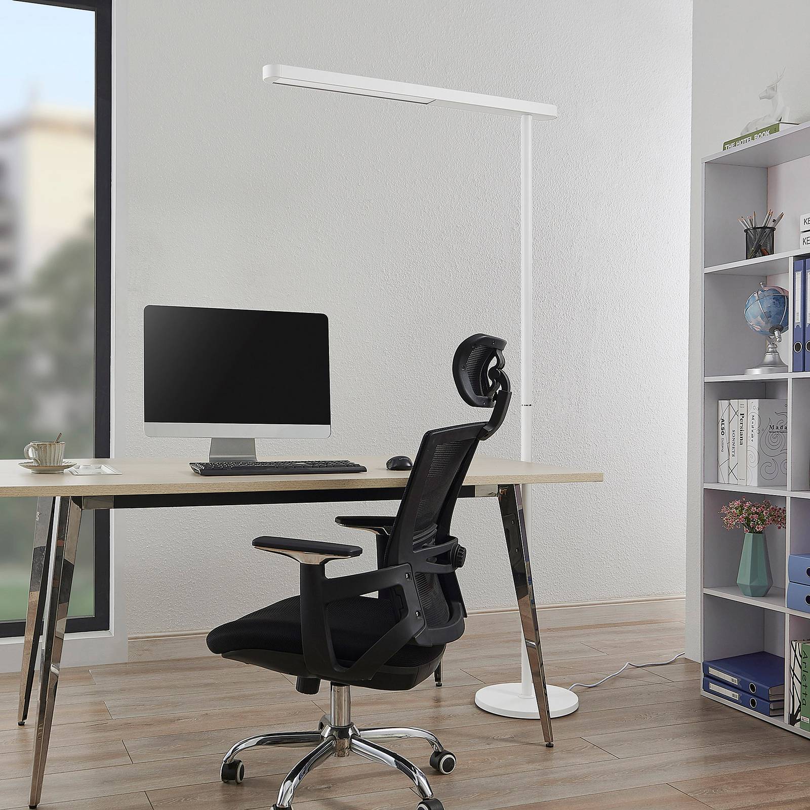 Prios Jalima LED-Office-Stehleuchte, weiß günstig online kaufen