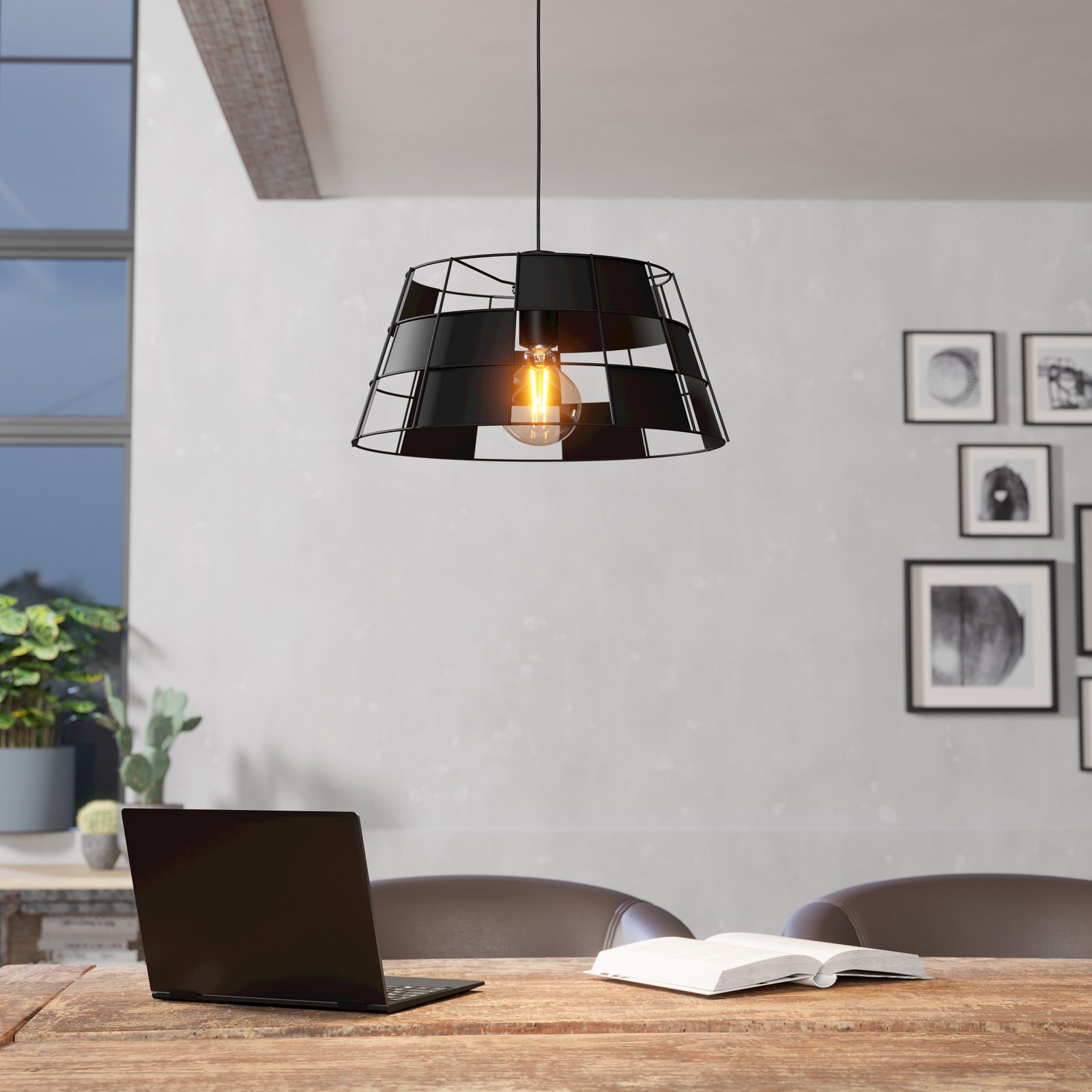 EGLO Pontefract pakabinamas šviestuvas iš plieno, juodos spalvos