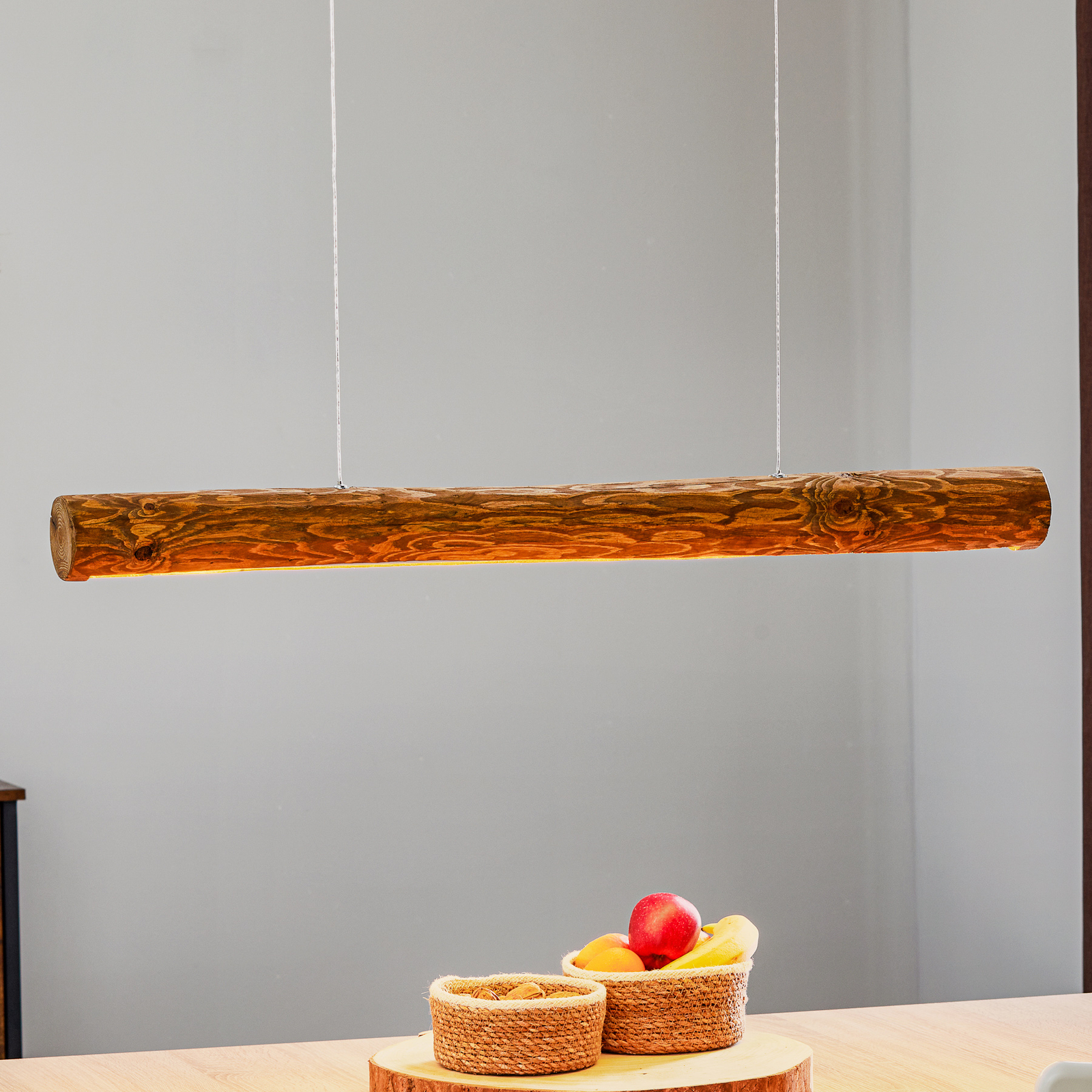 Lampa wisząca Lucas, drewno sosnowe, długość 90cm