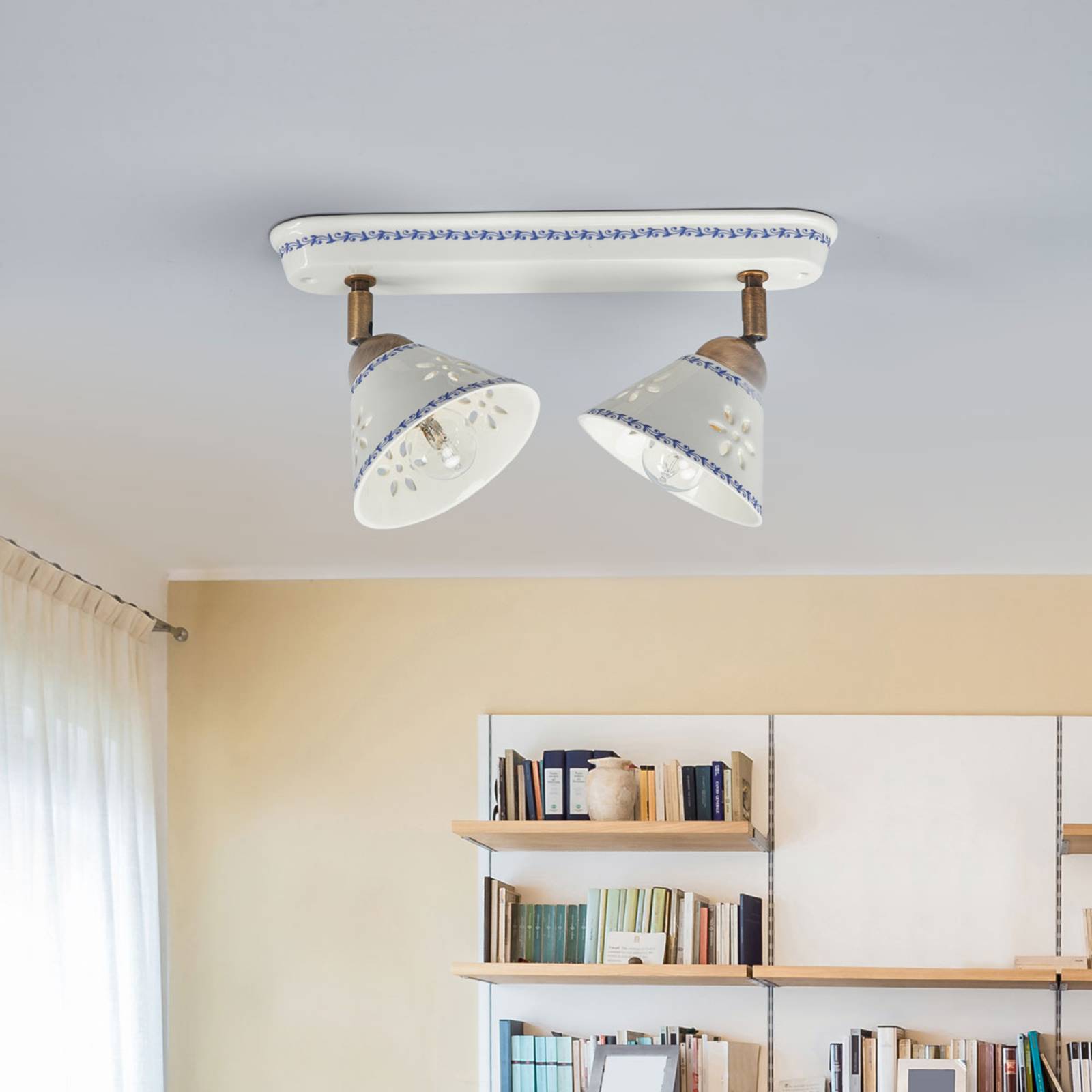 2-punktowa lampa ścienna NONNA z białej ceramiki