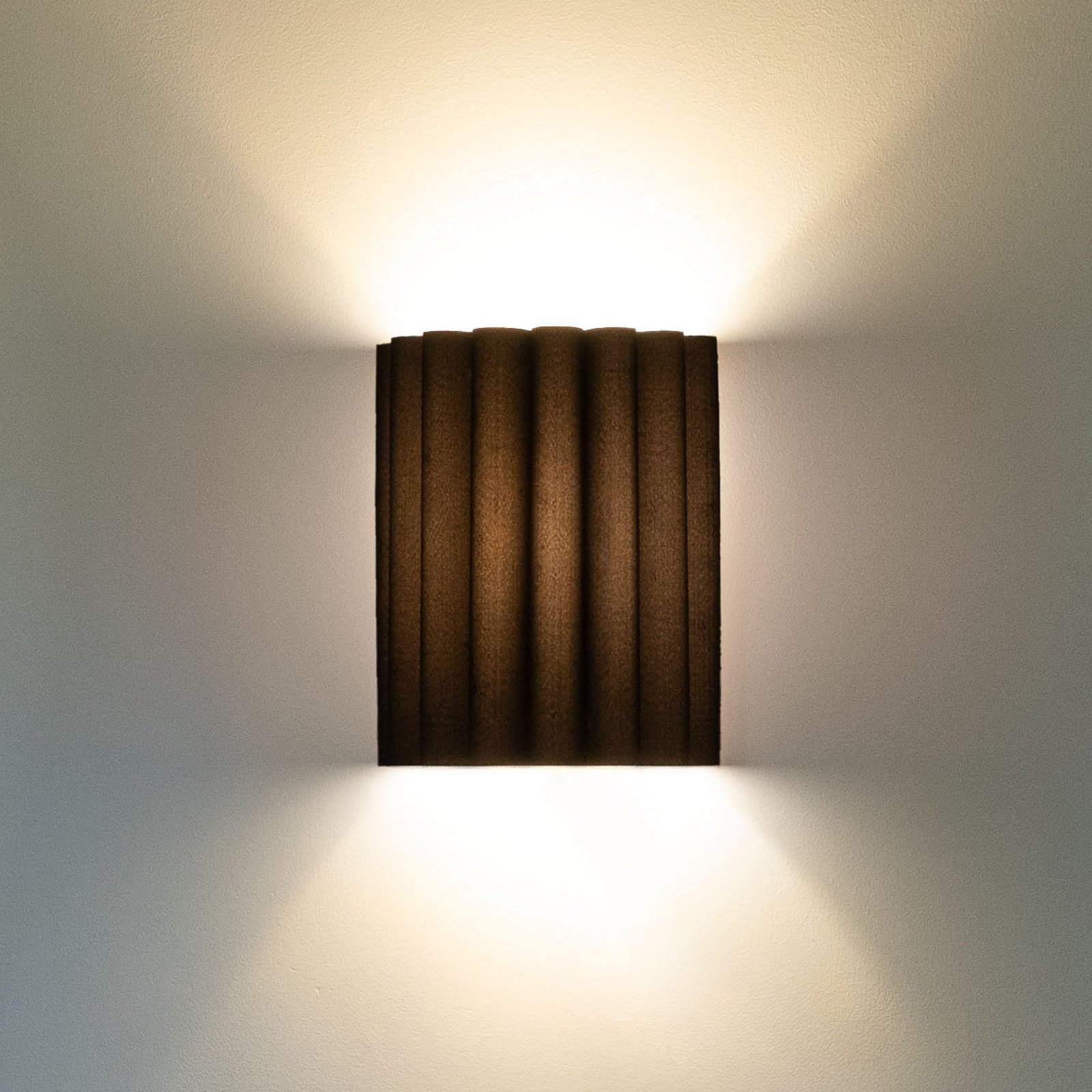 Aria wall light, black, microfibre, E27