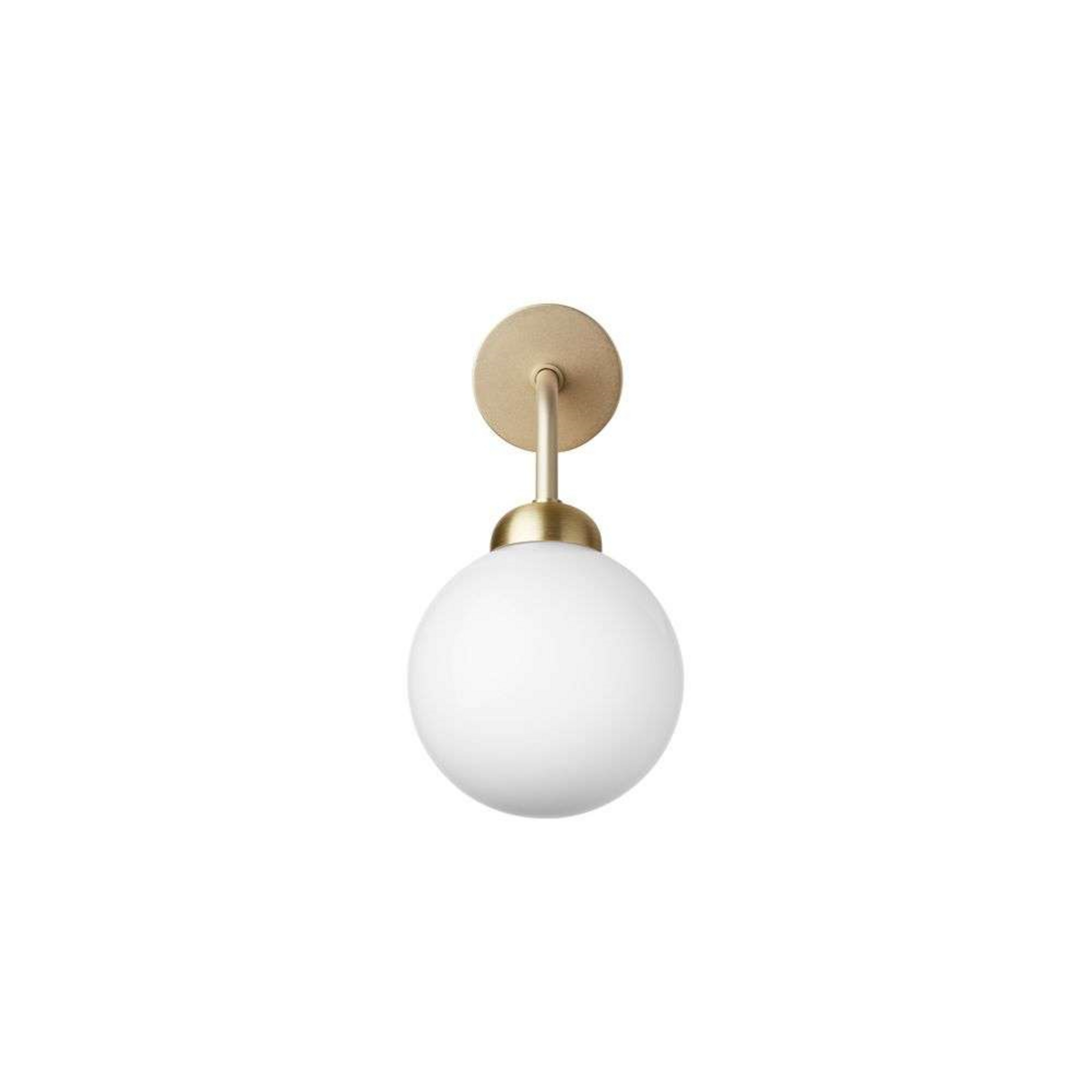 Apiales vägglampa, mässing/opal, fast ansluten - Nuura