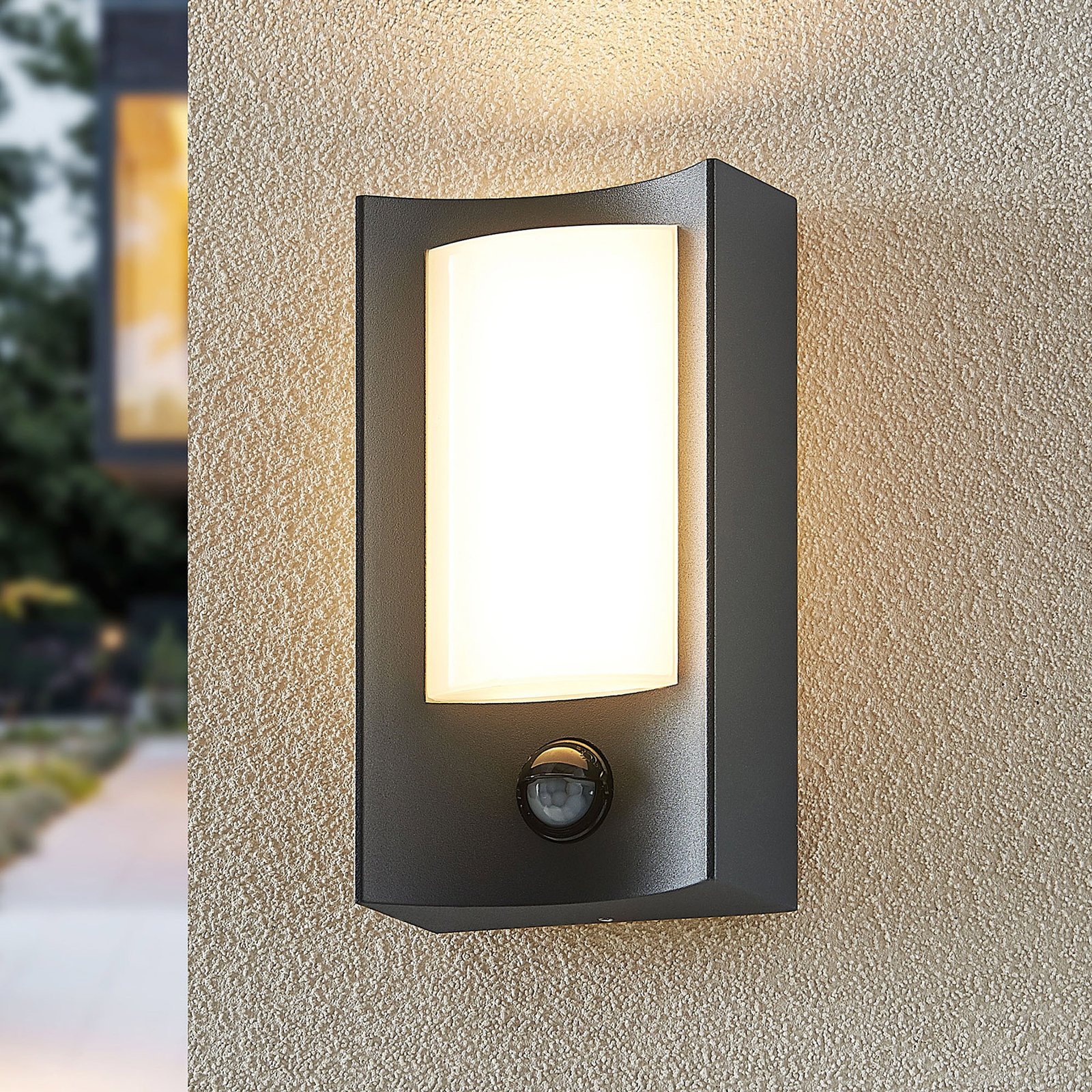 Lindby Olega LED outdoor wall light, sensor