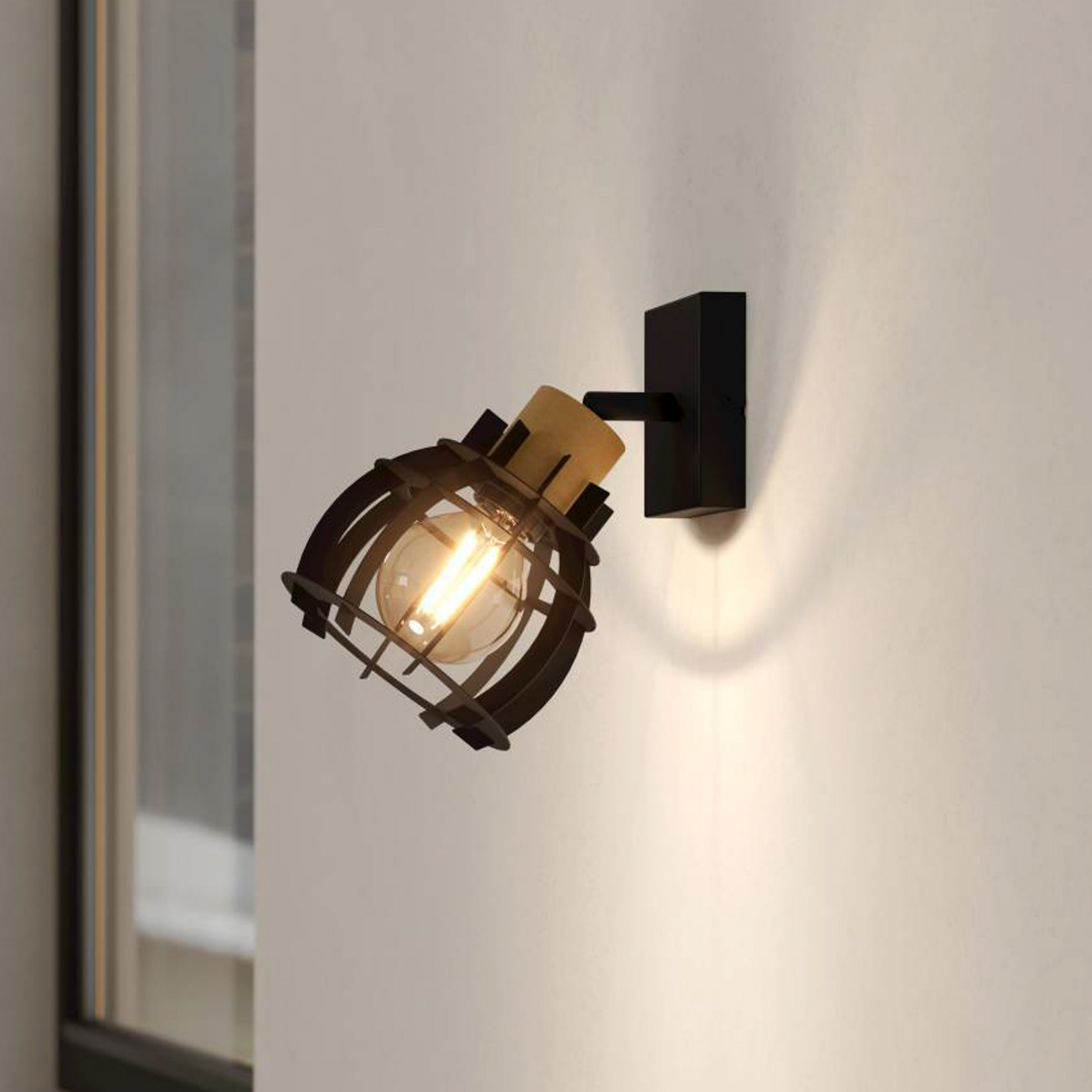 Wandleuchte Stillington 1 aus Stahl mit Holzdetail