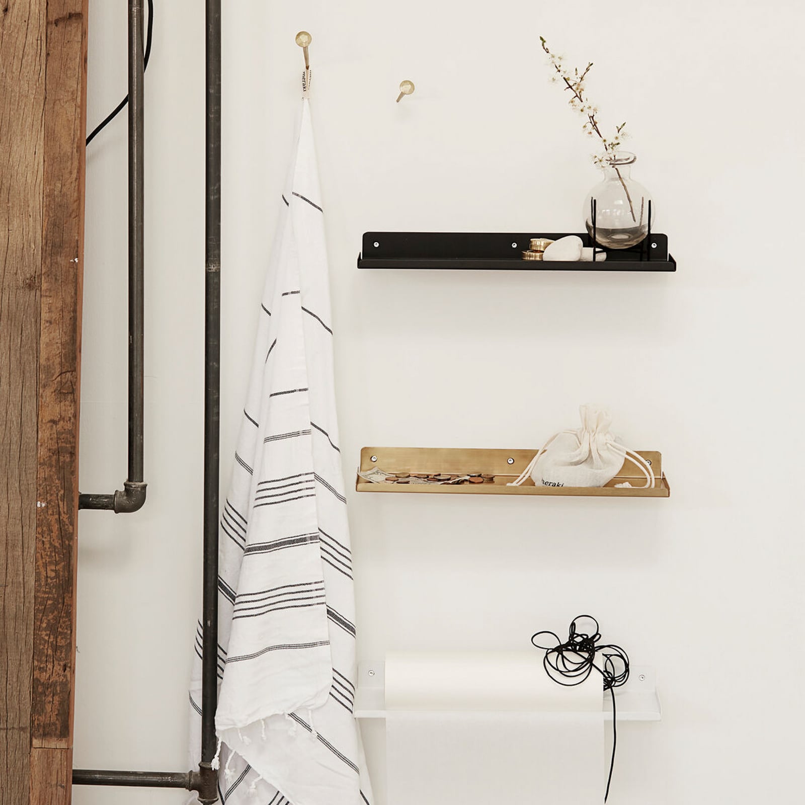 HDLedge plank, messingkleurig, breedte 43 cm - House Doctor