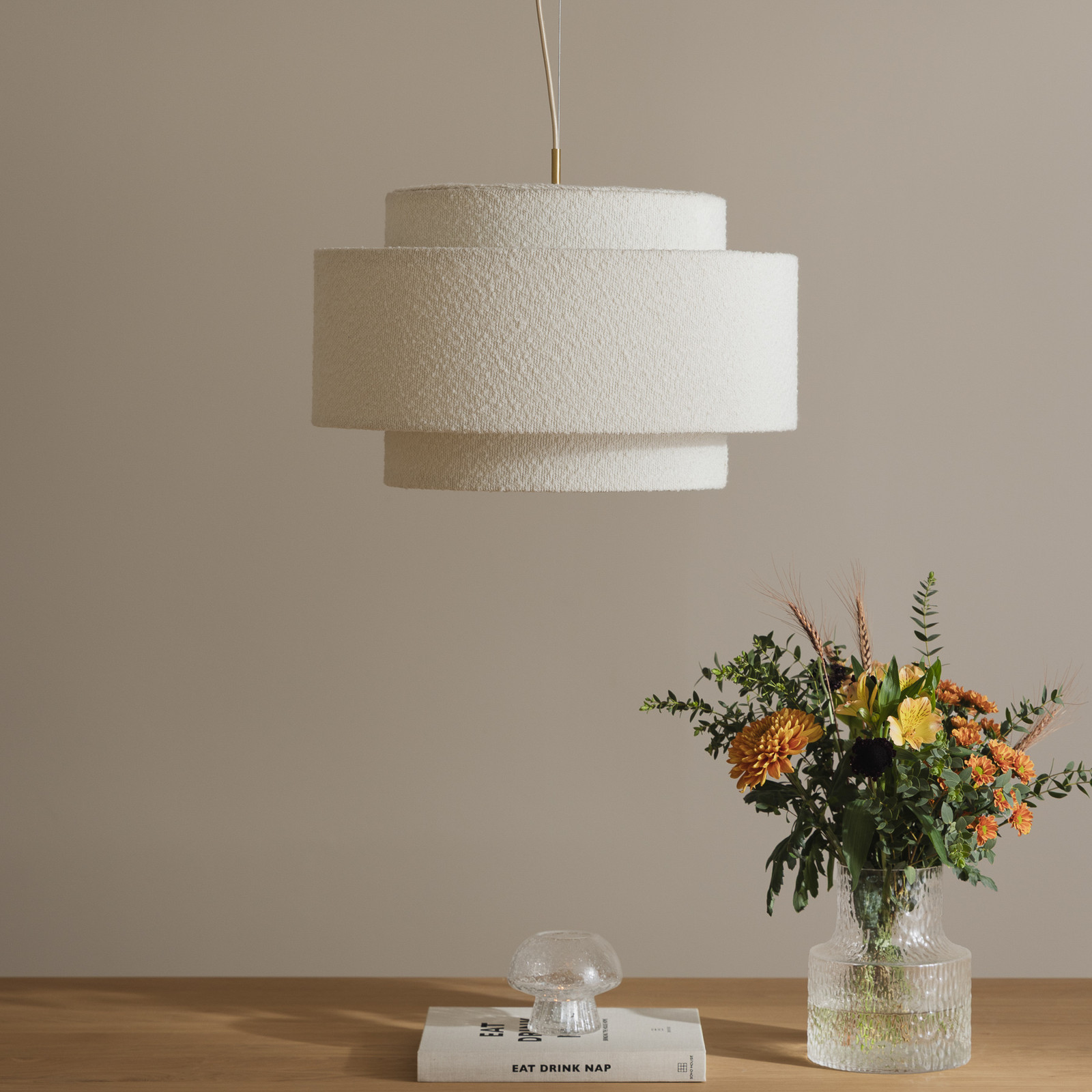Globen Lighting Lampă suspendată Noah Bouclé Ø 50 cm alb - Camera de zi / sufragerie - Scandinavă - Țesătură / Textil