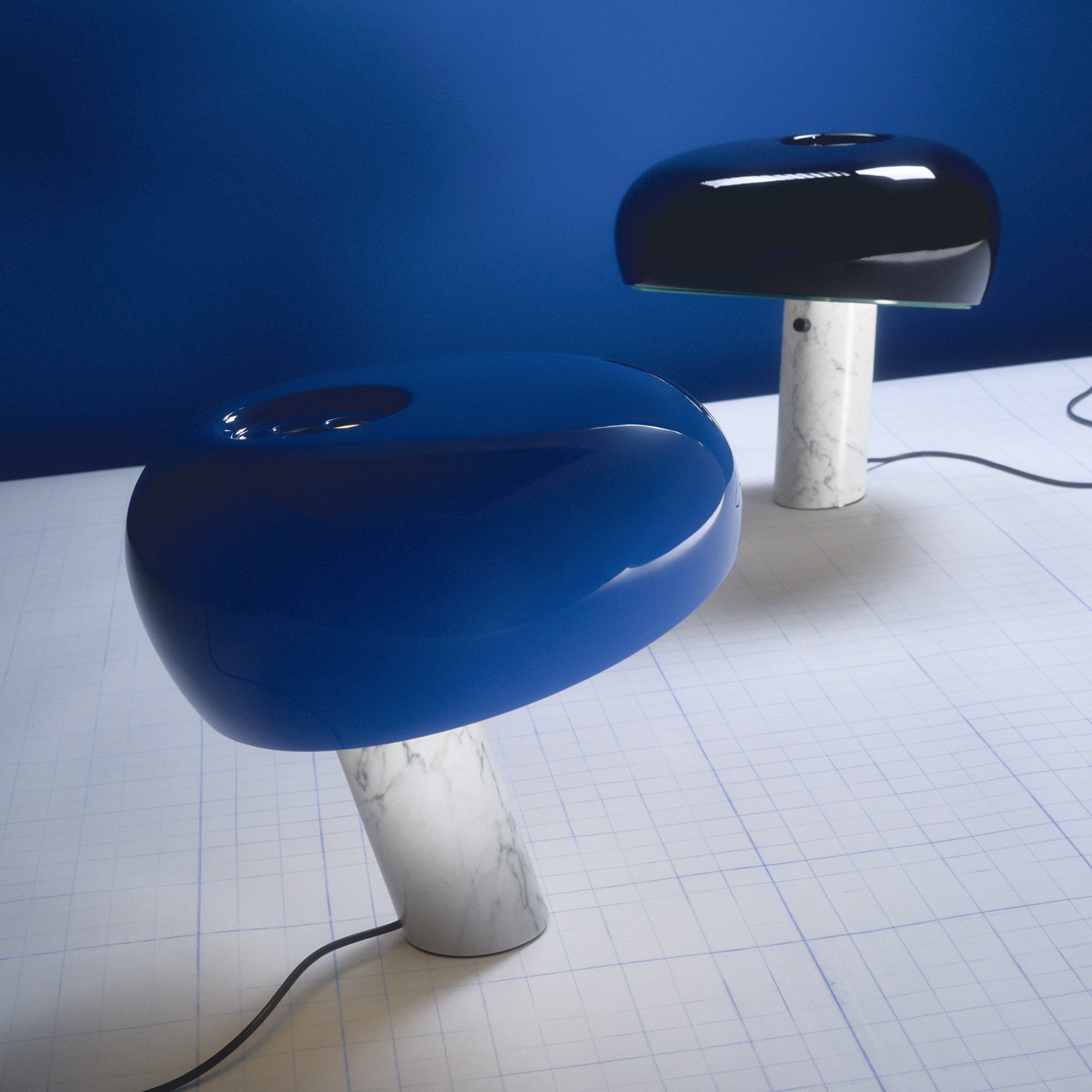 Snoopy Bordslampa Navy Blå - Flos
