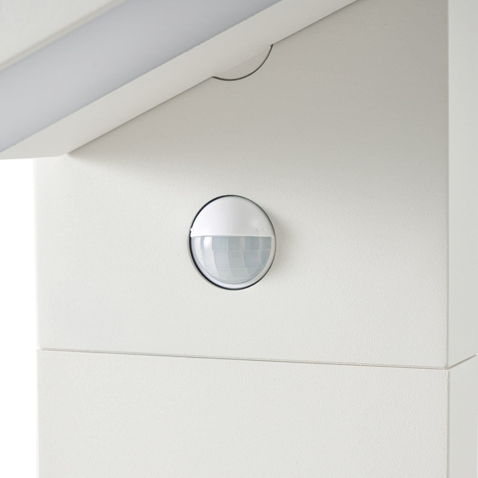 Silvan LED-Wegeleuchte, Sensor, IP54, weiß, 65 cm, Aluminium - Lucande