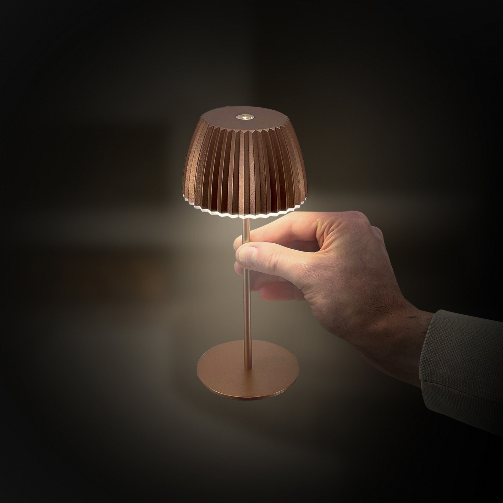 LED-Akku-Tischlampe Brilo unplugged Riffle, 20 cm, kupfer