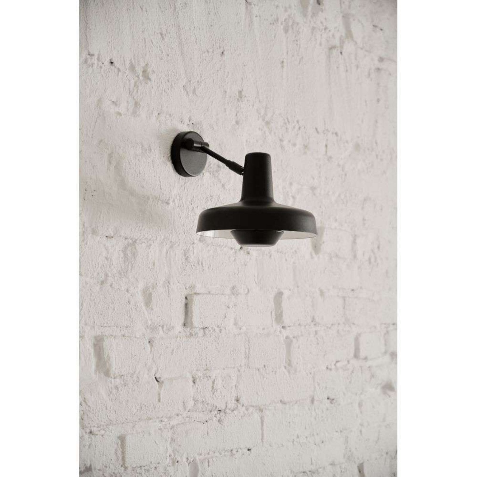 Arigato Zidna lampa Extra Short Black - Grupa