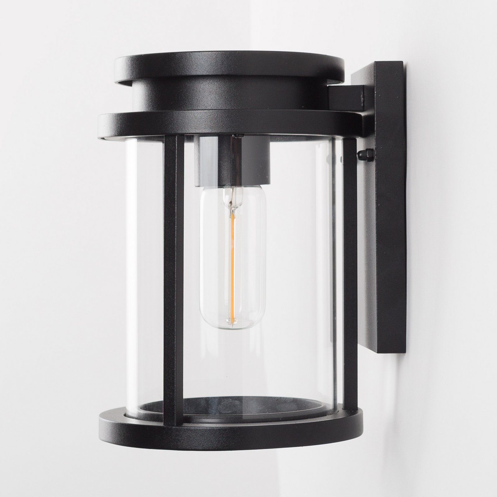 Välitingimustes kasutatav seinavalgusti Sydney M