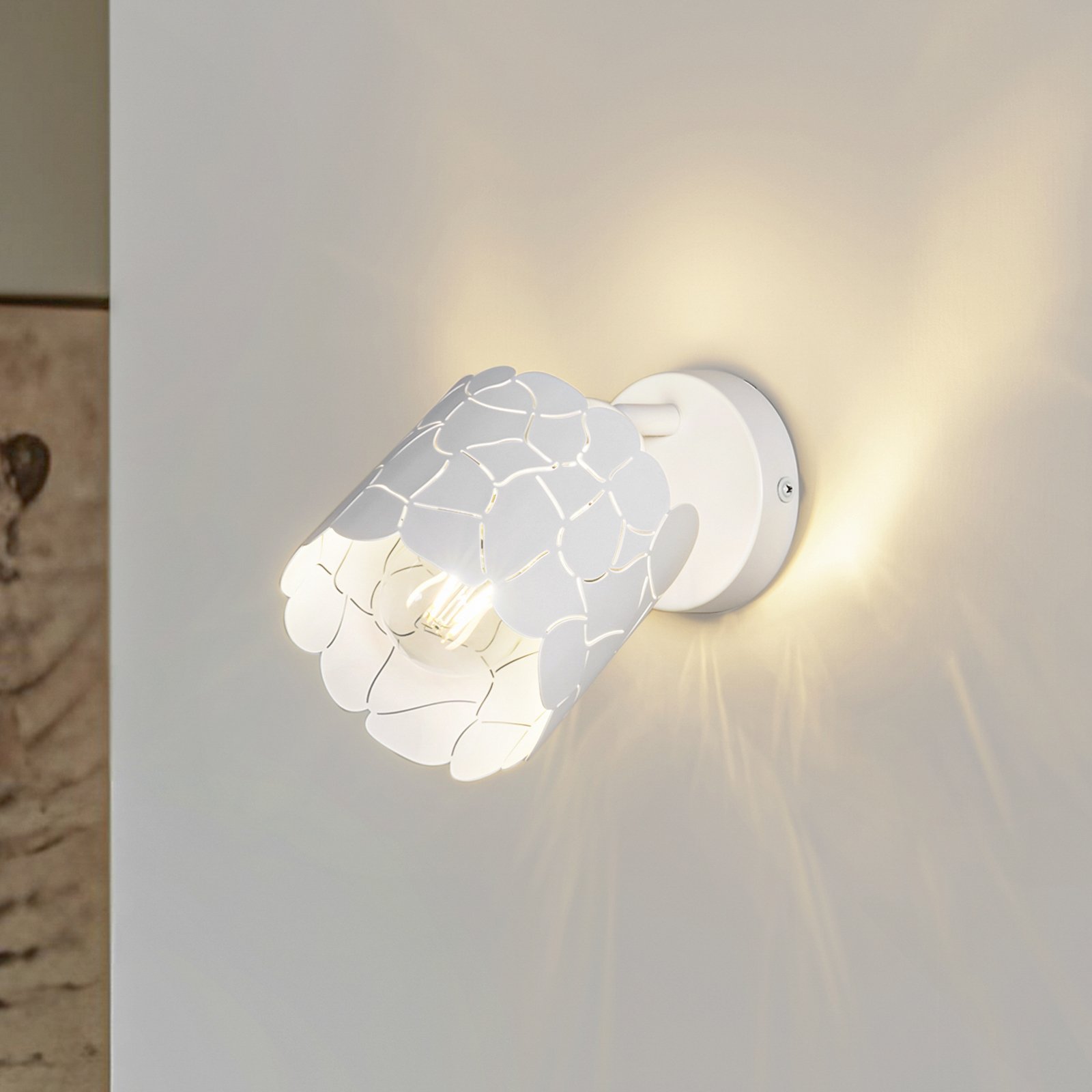 Applique murale Lindby Aralena, blanc, à 1 lampe, métal, Ø 12 cm