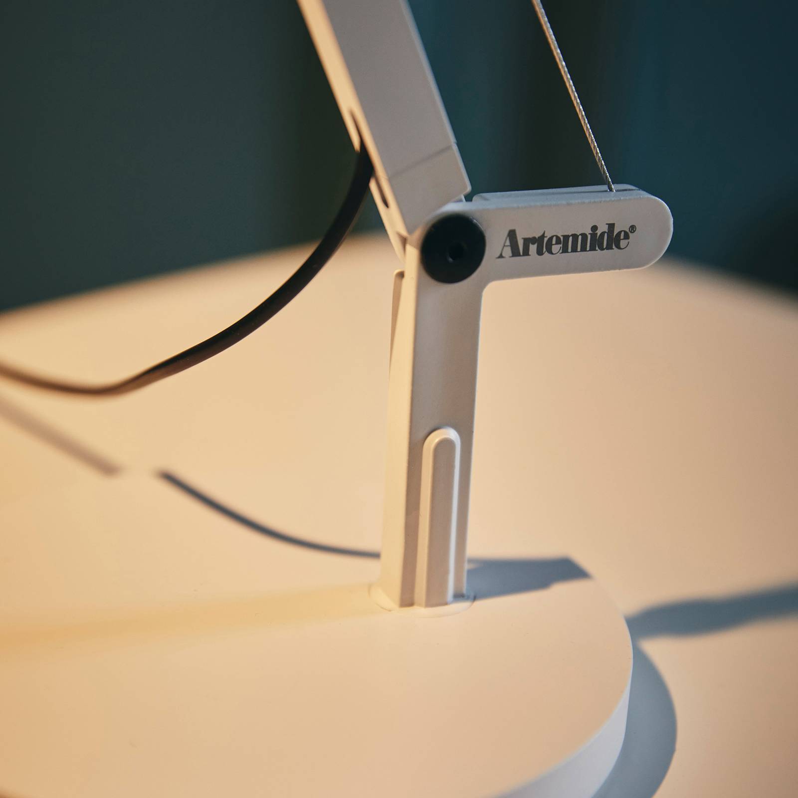 Artemide Demetra Micro lampa stołowa 2 700K biała