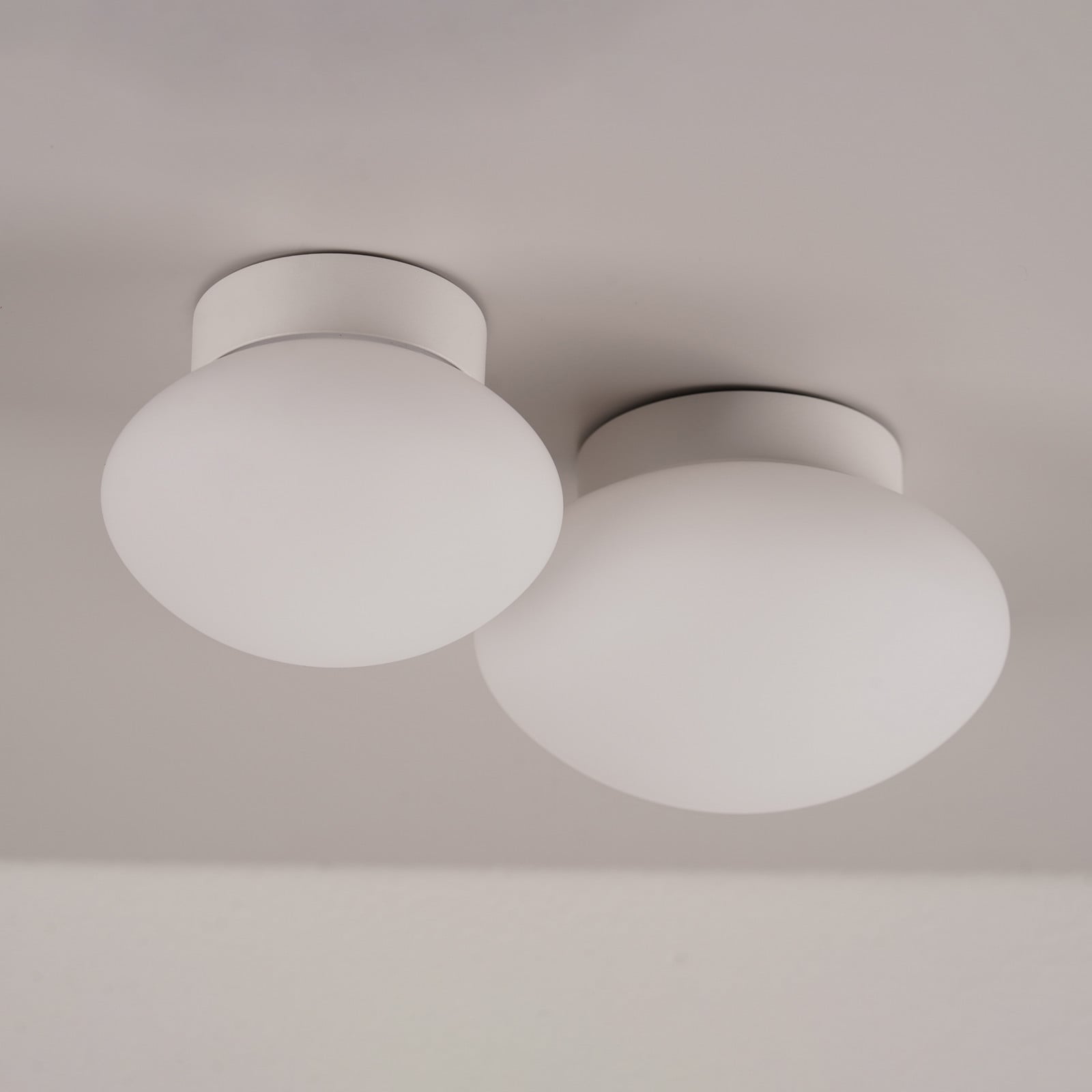 Plafonnier LED Mushroom, Ø 12 cm, verre, blanc - Antidark - Couloir - Moderne - Rond
