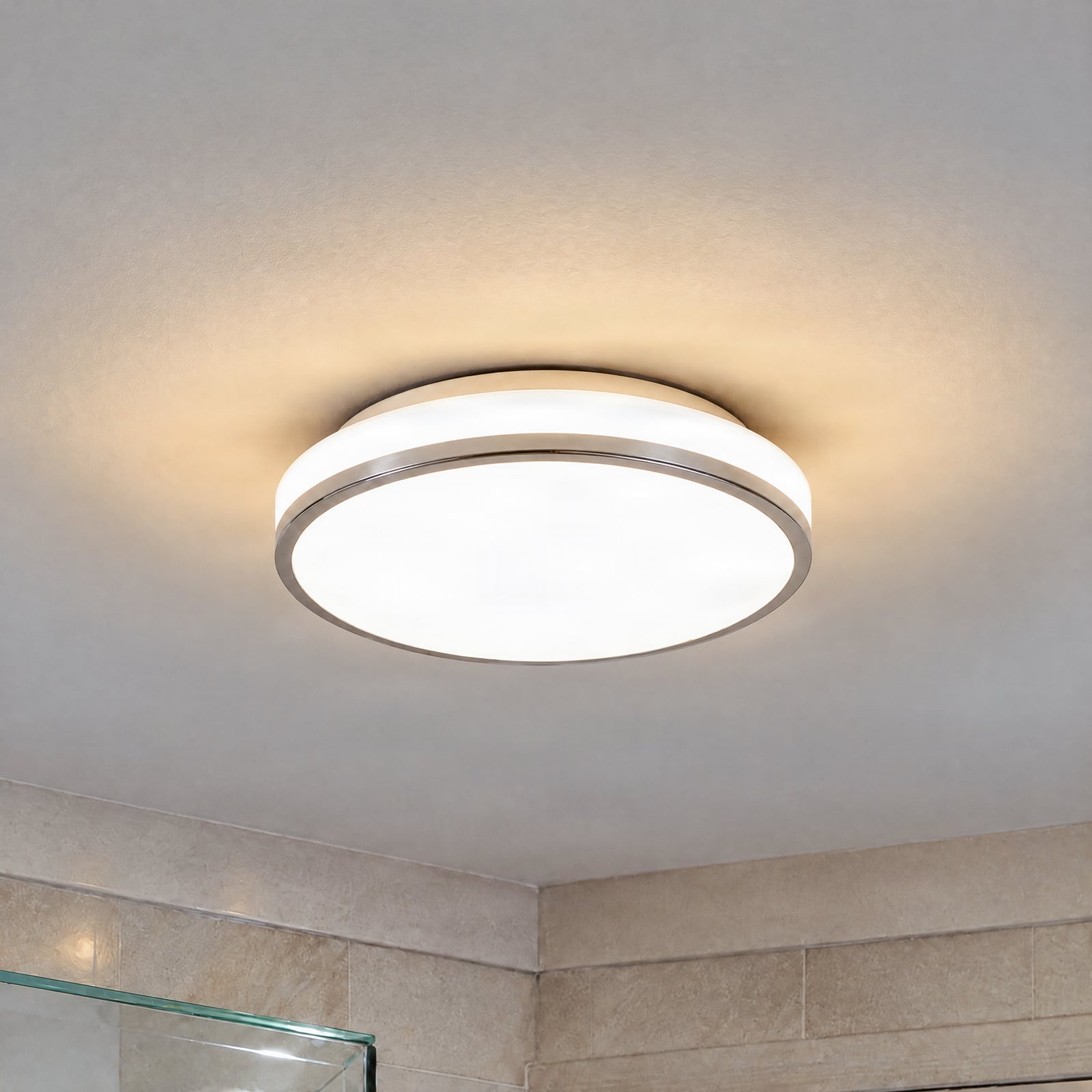 Lindby LED-Deckenleuchte Lyss, Ø 28 cm, chromfarben, IP44