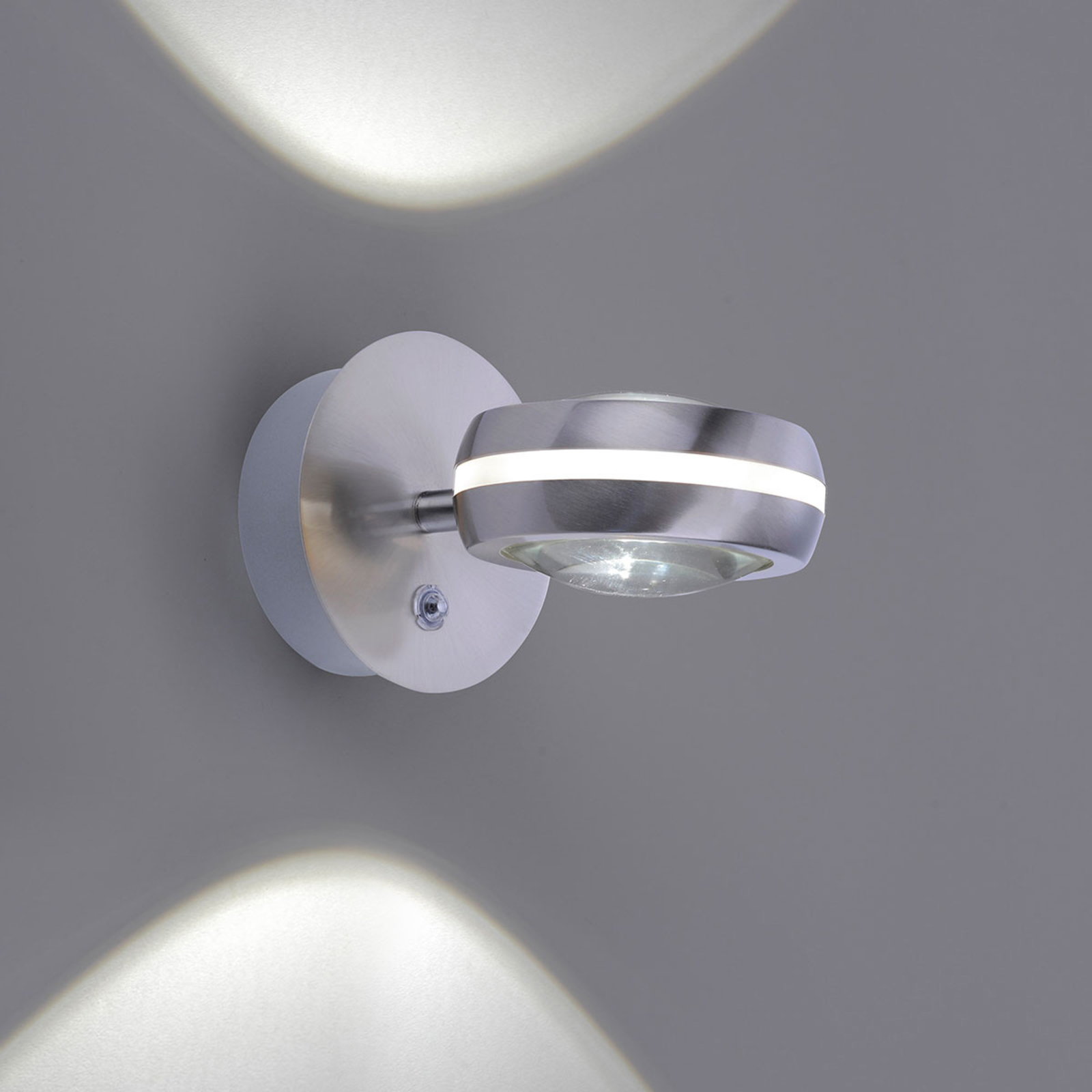 Trio WiZ Vista smarte LED-Wandleuchte, nickel matt