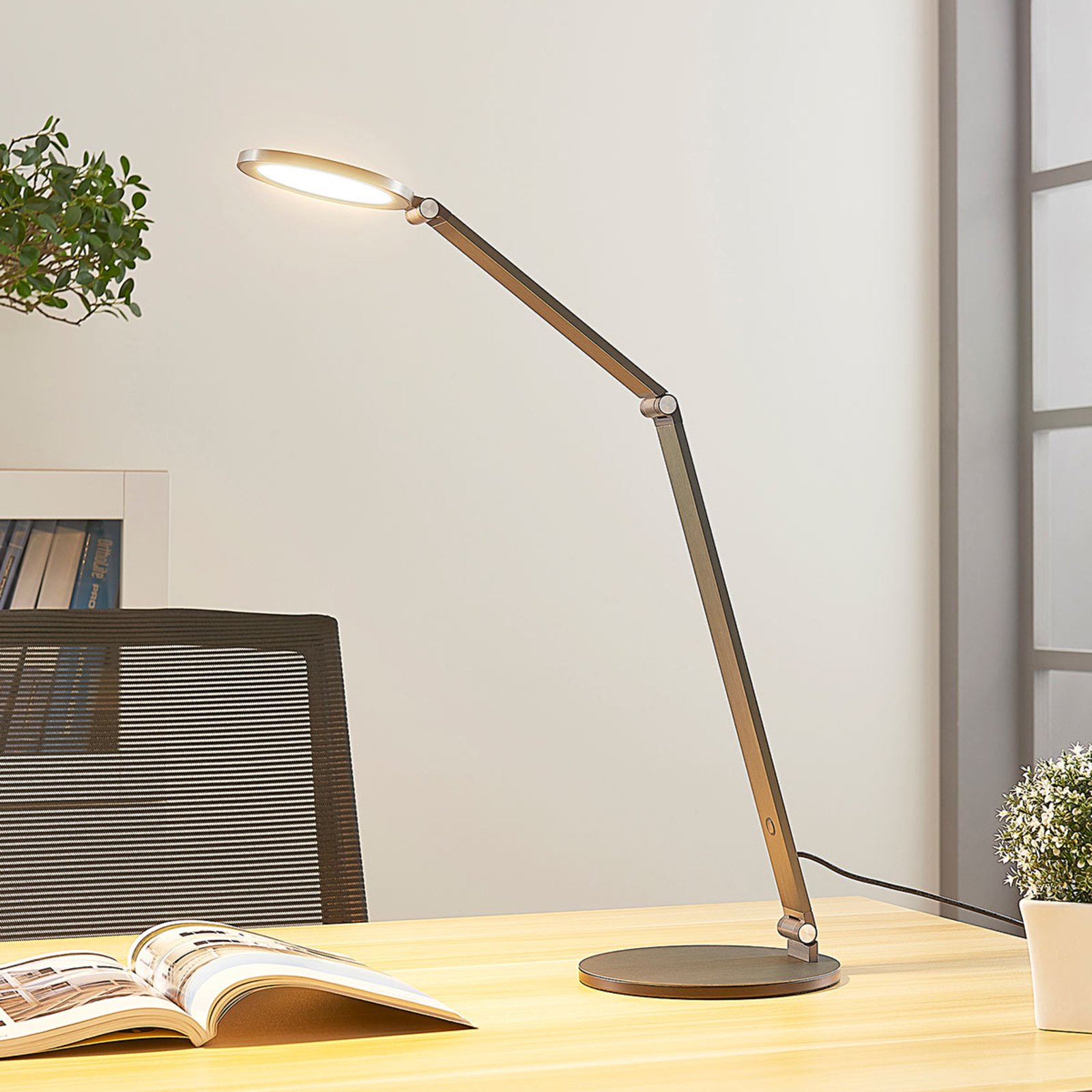 LED desk lamp Mion with dimmer Lights.ie