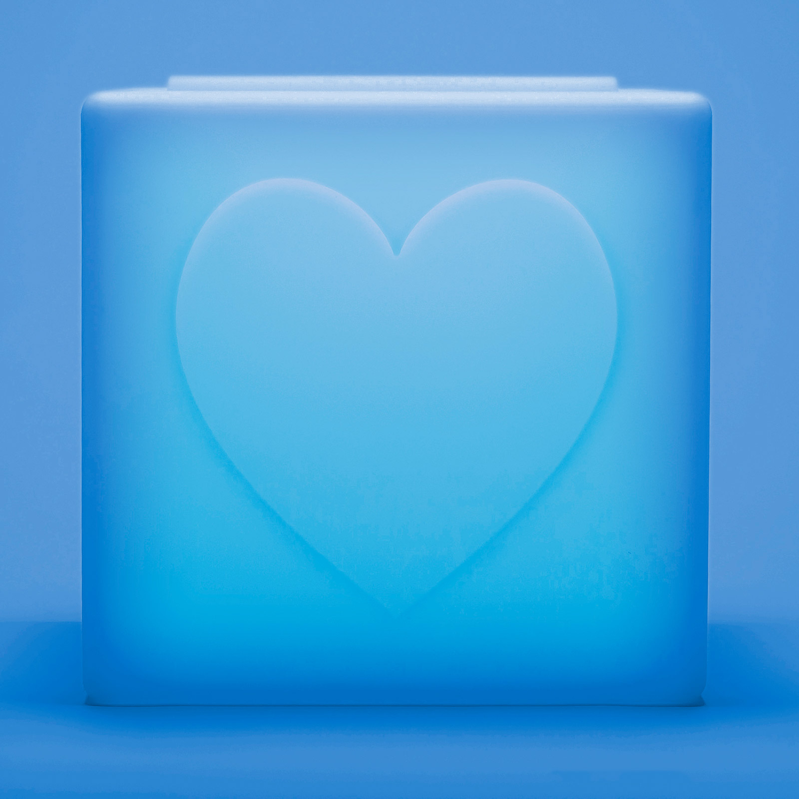 LED-akkuvalaisinThe LOVE lamp, kuutio, RGBW
