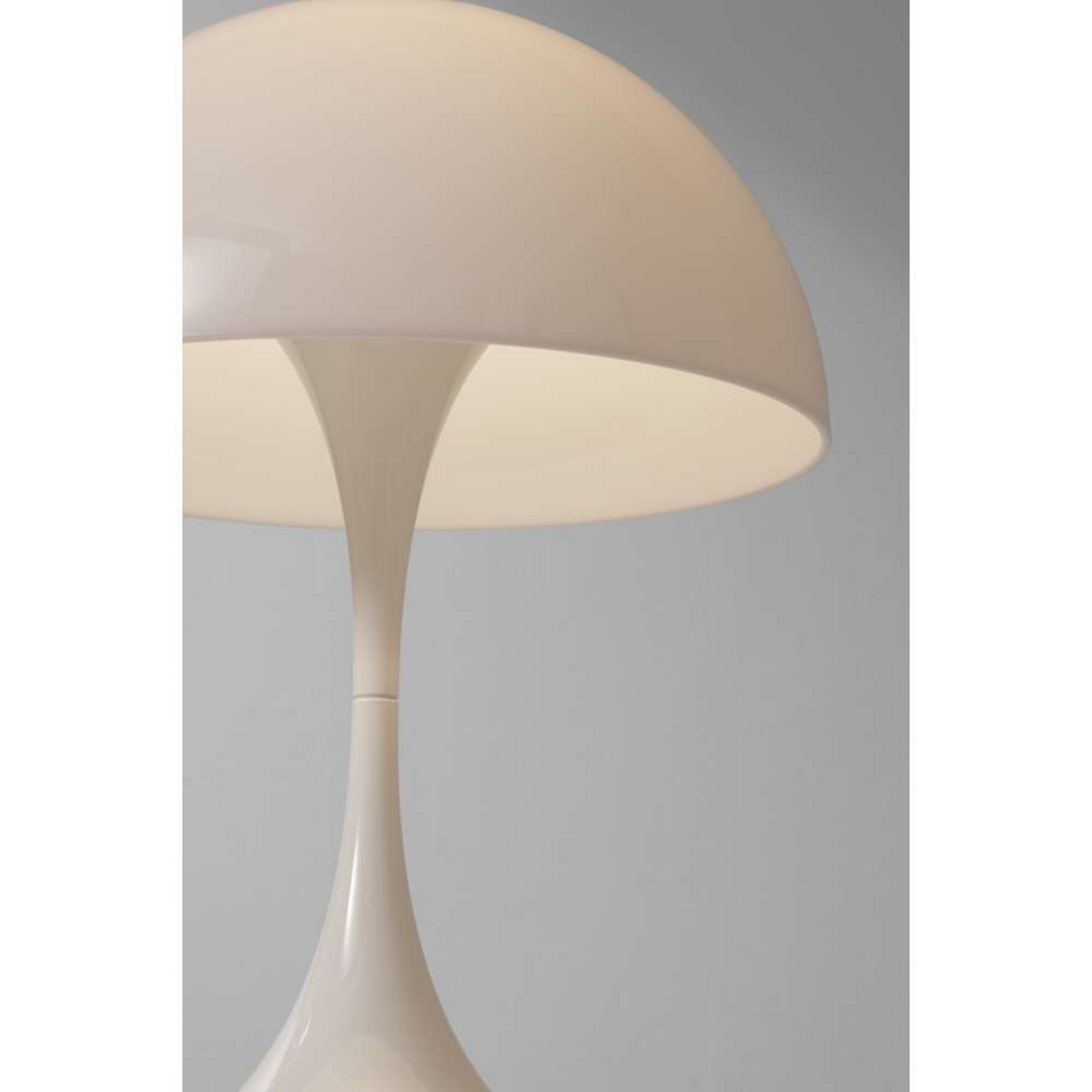 Panthella 250 Portable Stolní Lampa Opal - Louis Poulsen