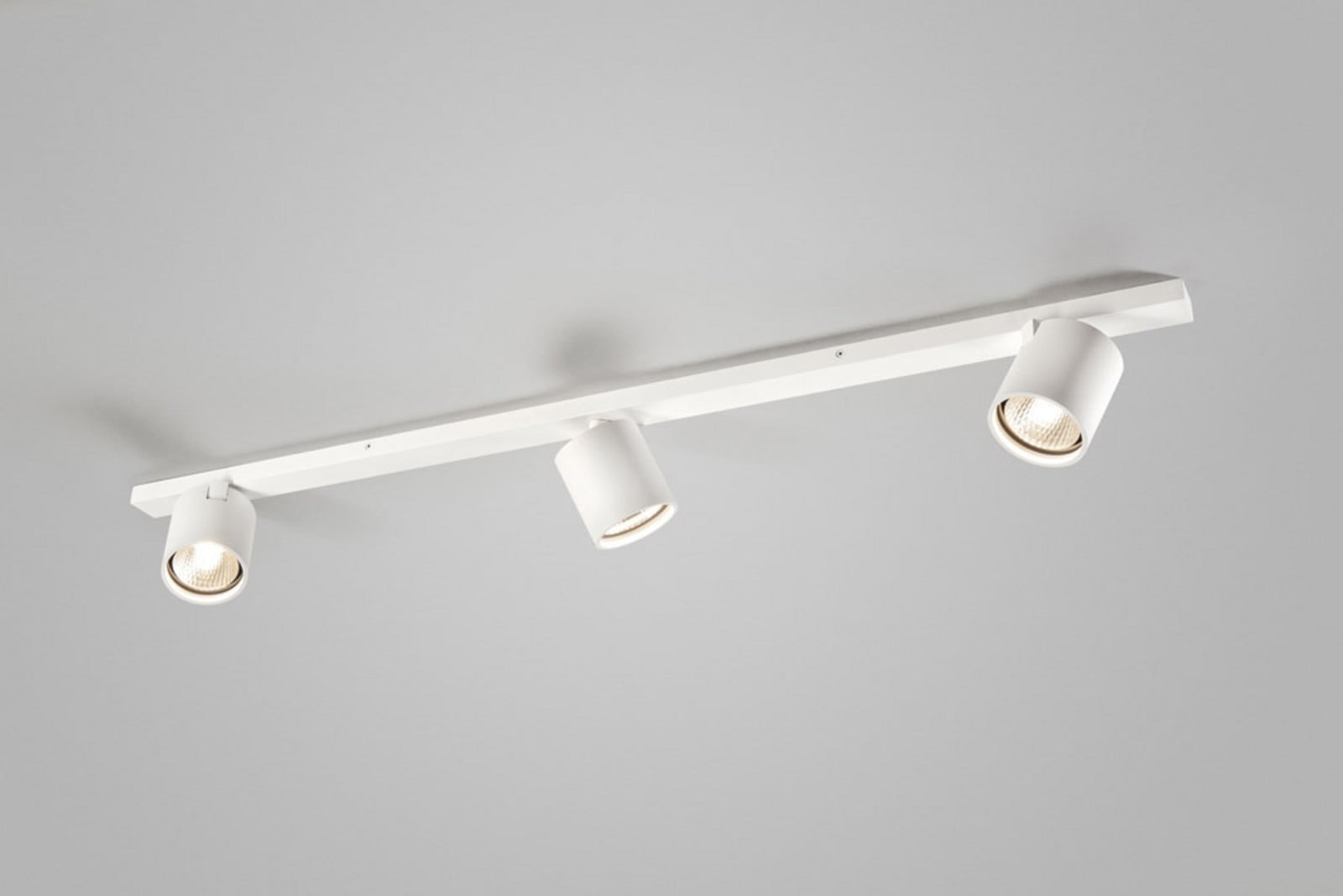 Focus LED Plafonnier L90 3000K Blanc - LIGHT-POINT