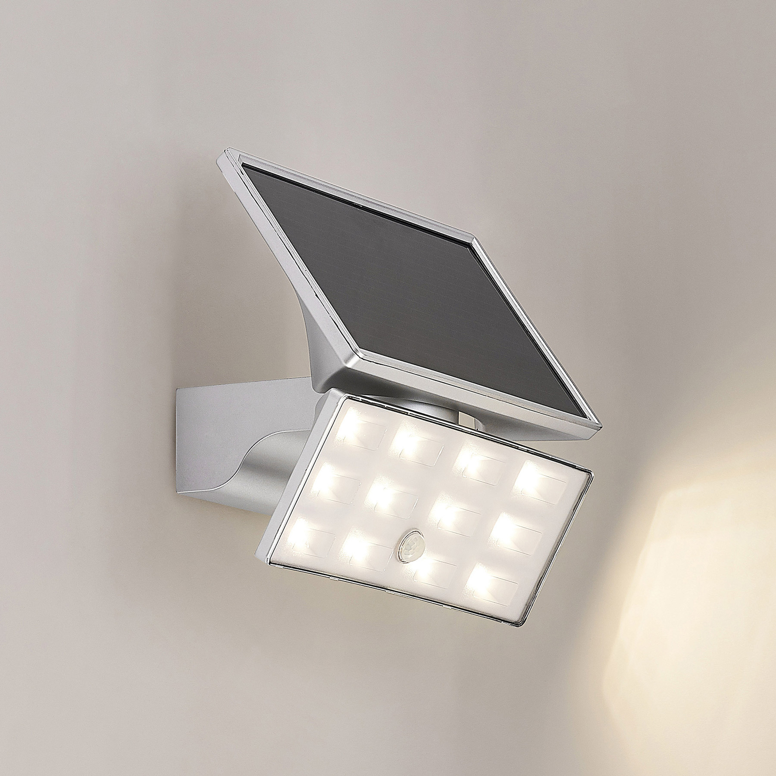 Prios Imsa utendørs LED-veggspot, sensor, sol