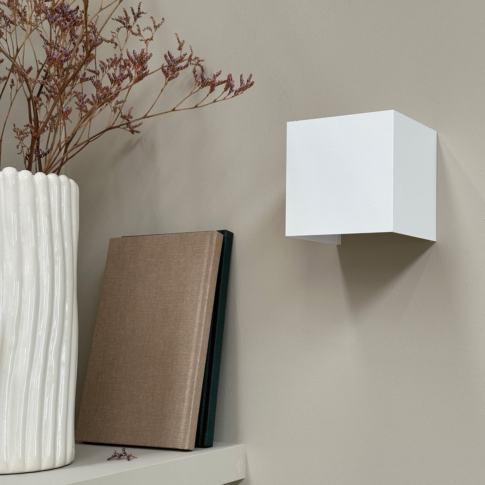 Venus Aplique de Pared 10x10 White - DybergLarsen