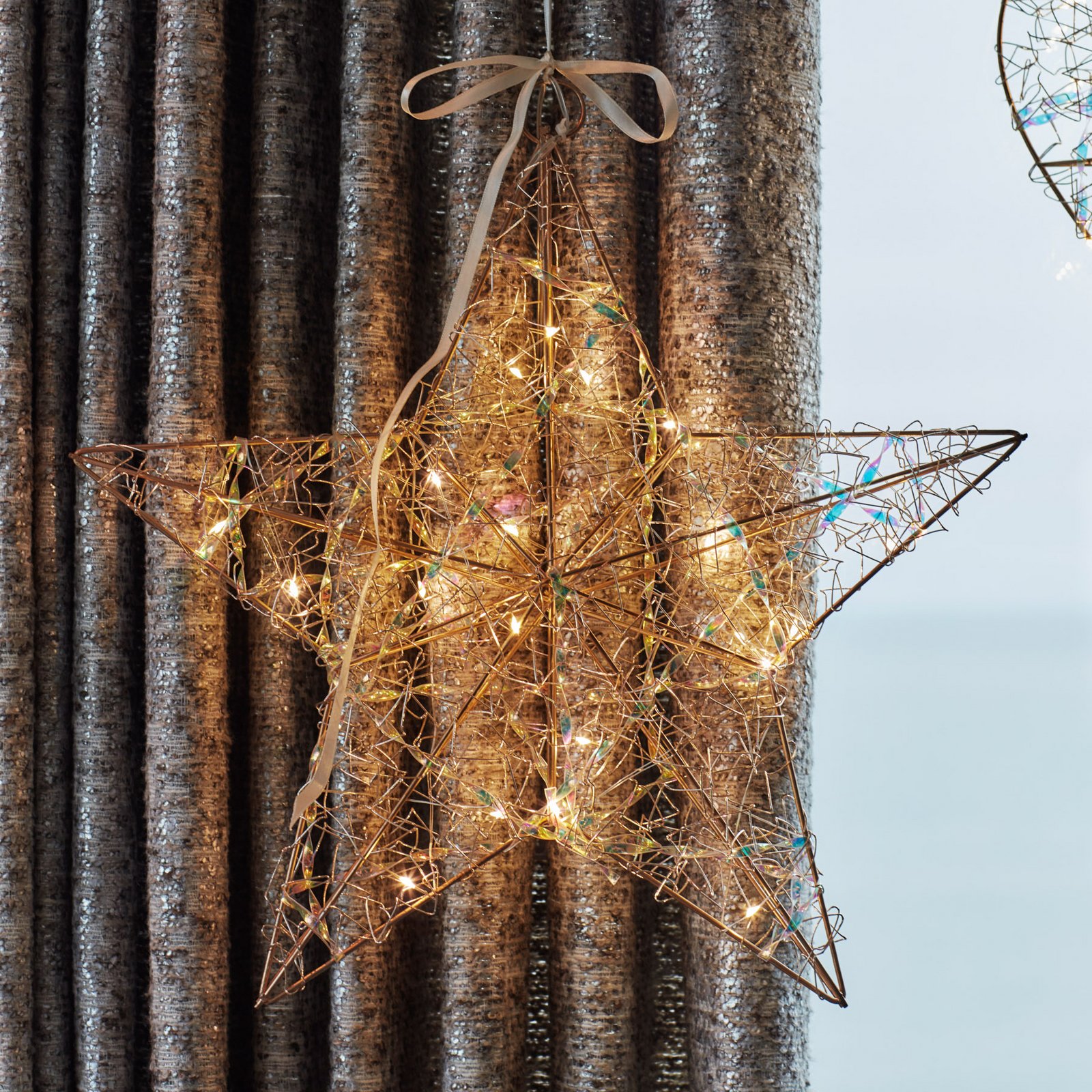 LED-Innendekoration Lily Star, gold, 40 x 40 cm, Batterie