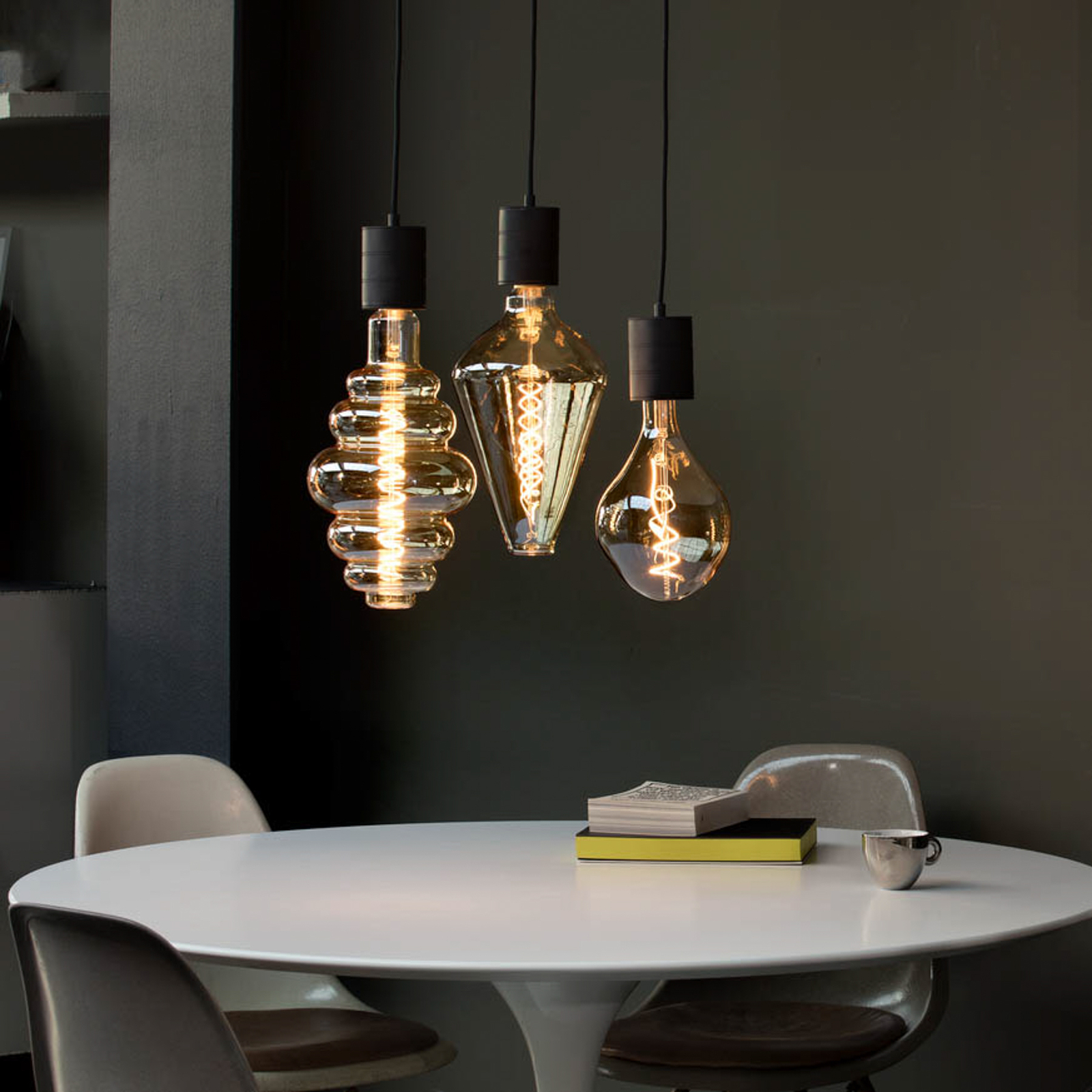 Calex Vienna LED-Lampe E27 6W dim 2.200 K gold