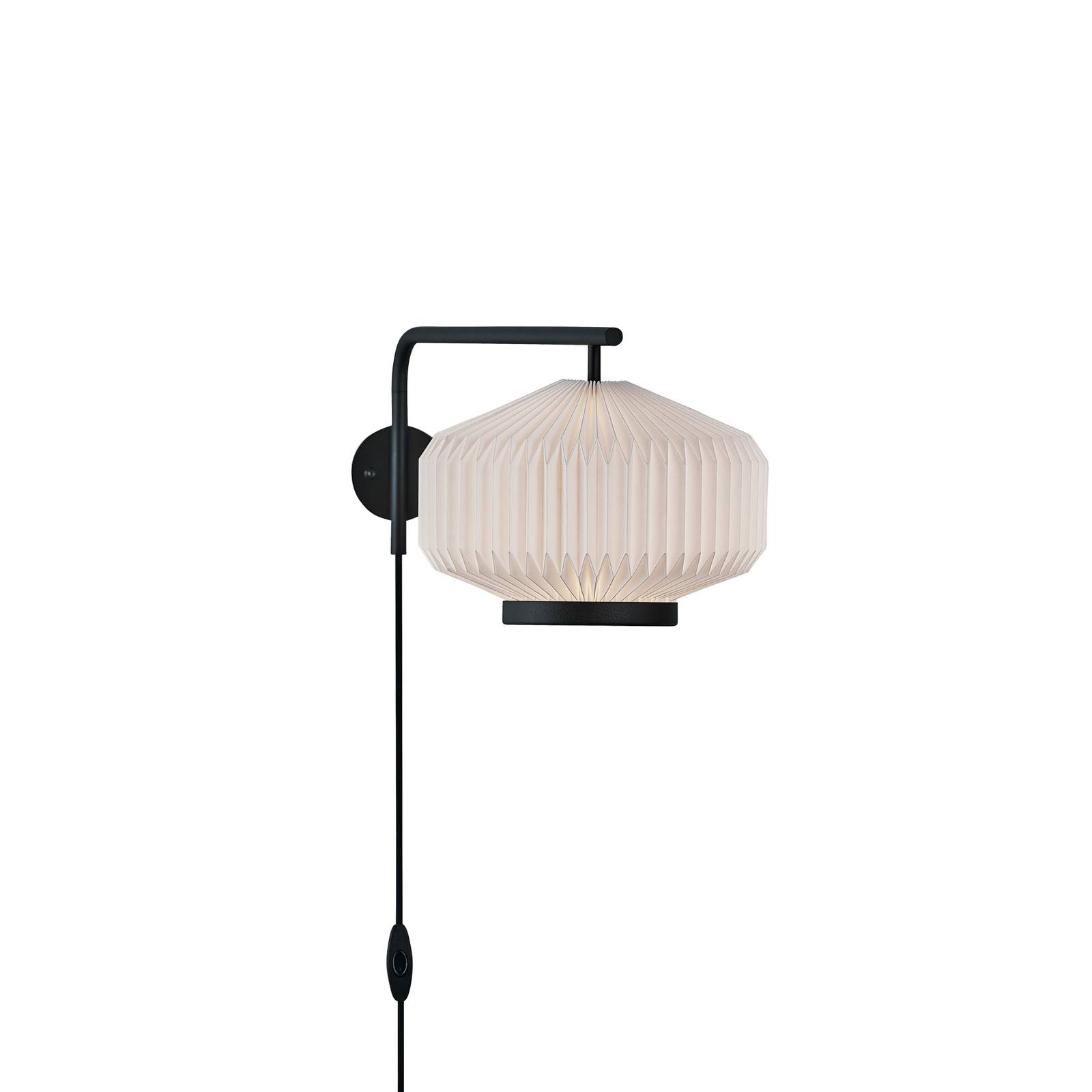 LE KLINT Shibui vägglampa med veckad skärm