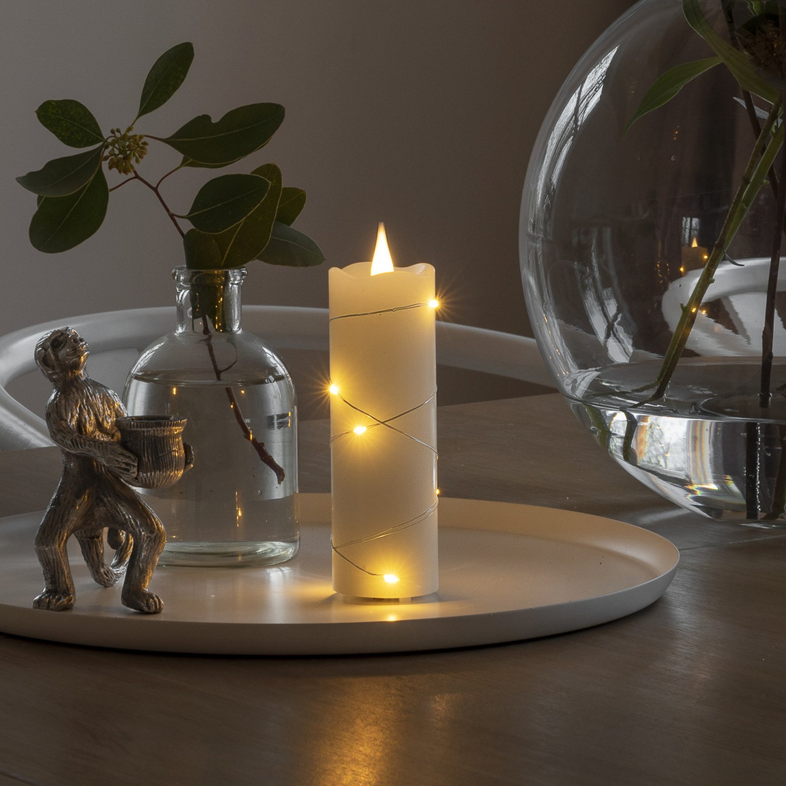 LED sveča iz voska bela Barva svetlobe topla bela 12,7 cm