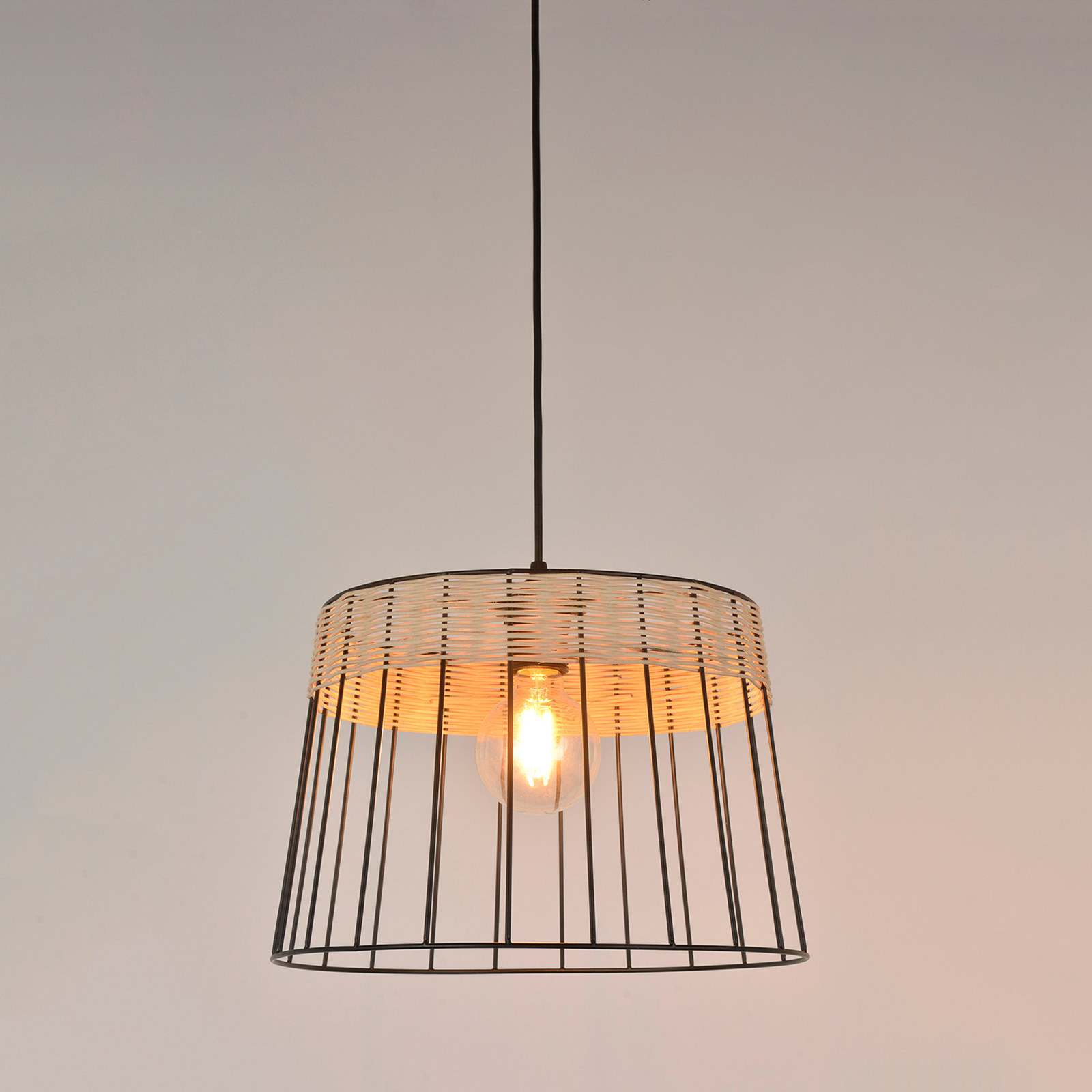 Suspenzijska svjetiljka Indah, crna, Ø 35 cm - Corep SAS Suspenzijska svjetiljka Indah, crna, Ø 35 cm - Corep SAS