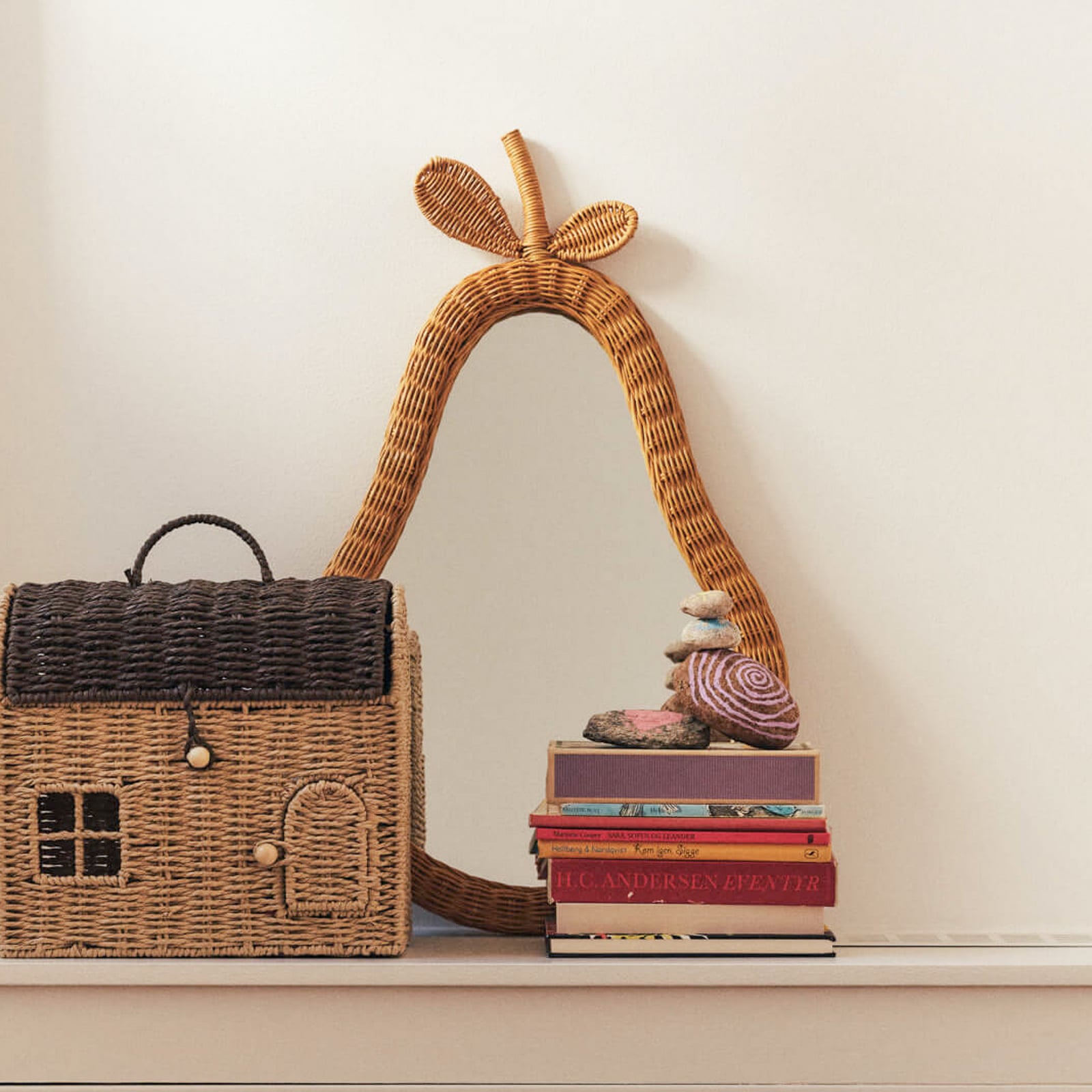 PEAR Wandspiegel, Rattan natur, 64 x 40 cm - ferm LIVING PEAR Wandspiegel, Rattan natur, 64 x 40 cm - ferm LIVING