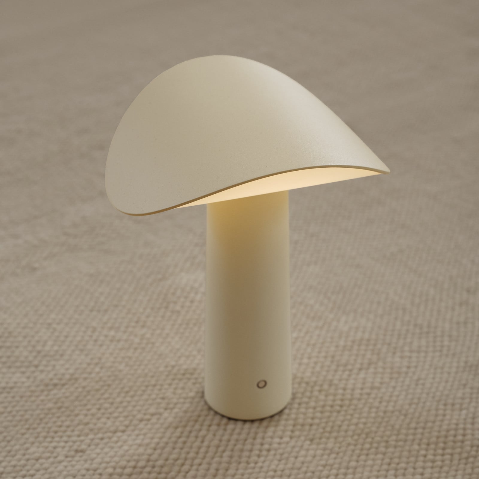 Lium LED-batteridrevet bordlampe, lysegul, 2.700 K, USB GEJST - Stue - Moderne - Aluminium - Med én lyskilde