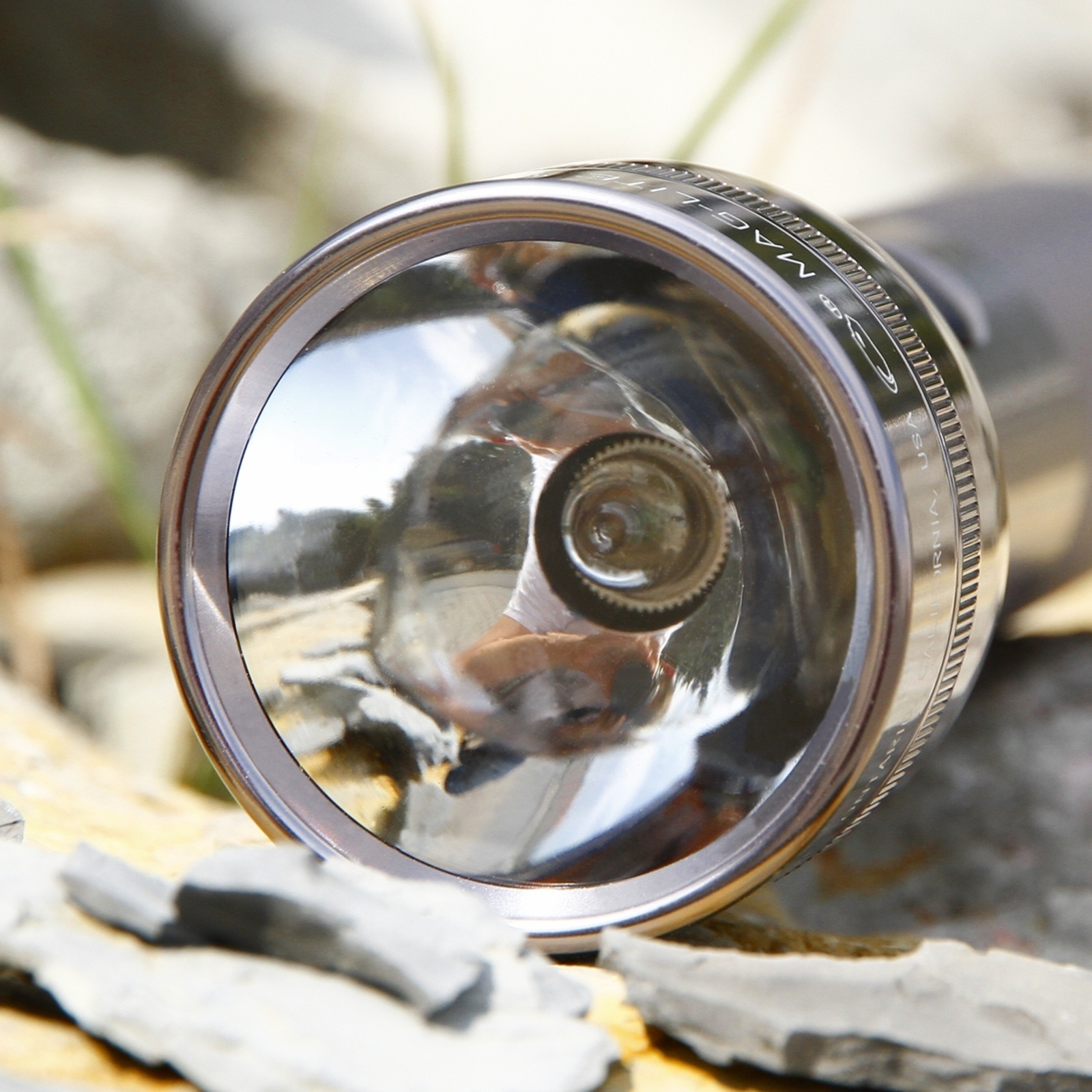 Functional Maglite torch 2 D-Cell, titanium