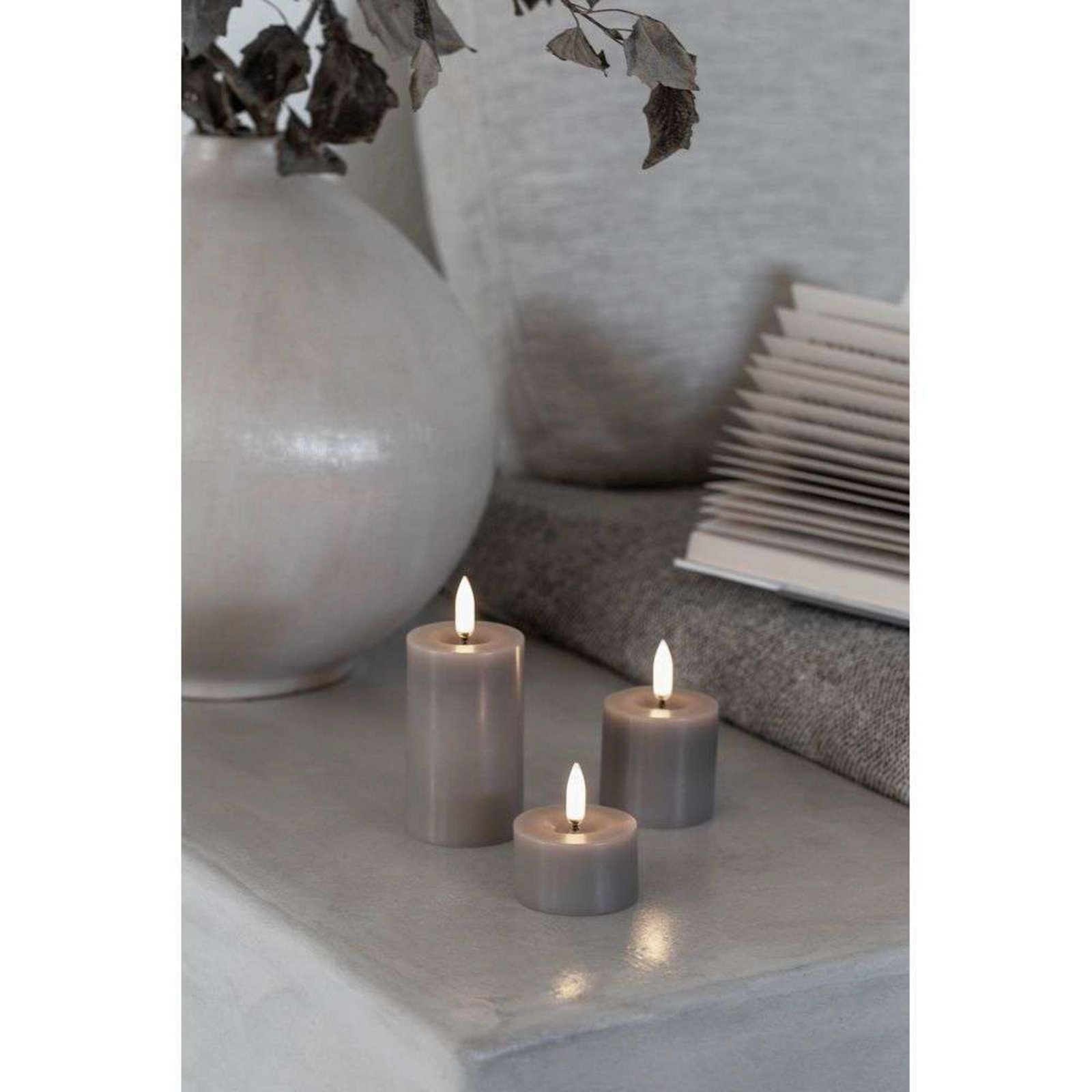 Pillar Candle LED 7,8 x 15,2 cm Rustic Sandstone - Uyuni Lighting