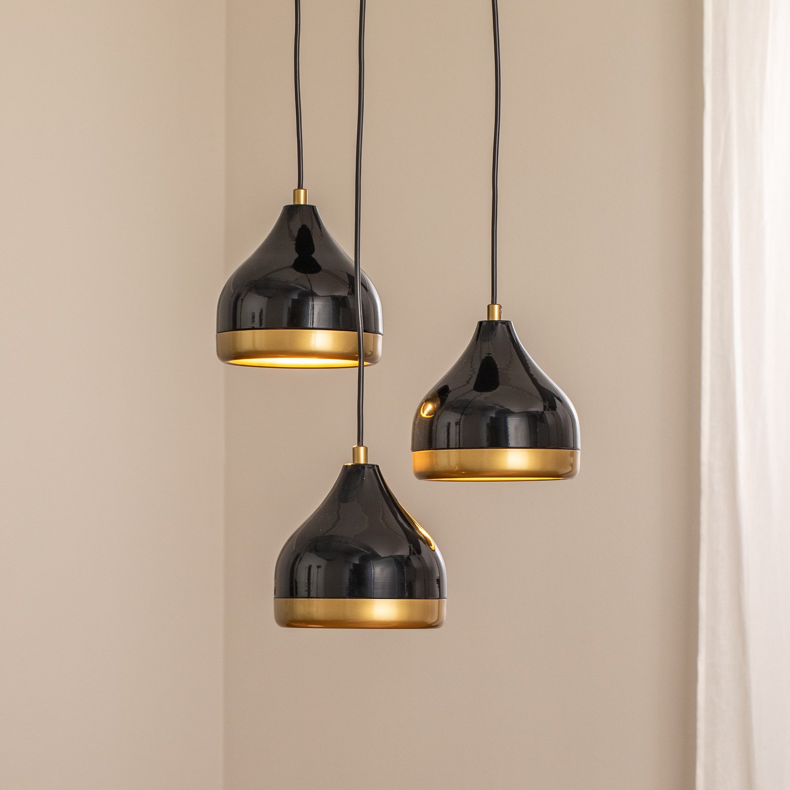 Lámpara colgante Yildo, 3 luces, negro/dorado, rotunda, Ø37 cm