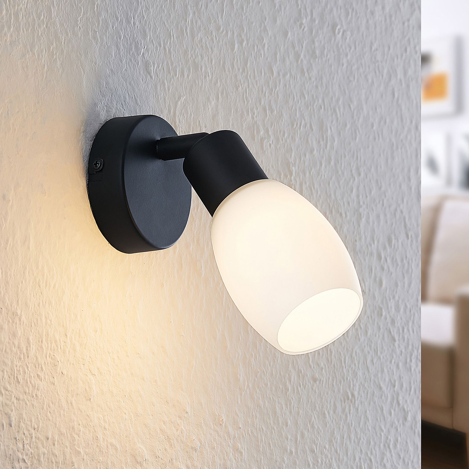 Lindby Ilmana LED spotlight with glass, one-bulb