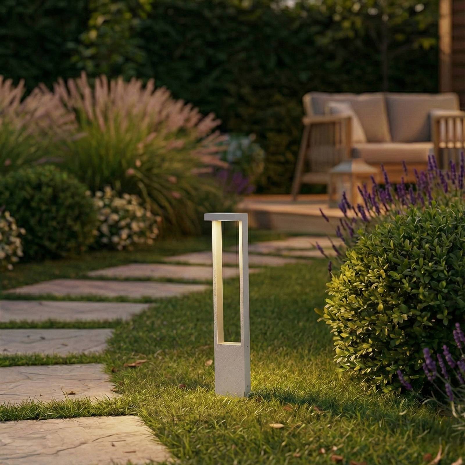 Lindby LED-Wegeleuchte Lonete, weiß, Höhe 65 cm, IP65 günstig online kaufen