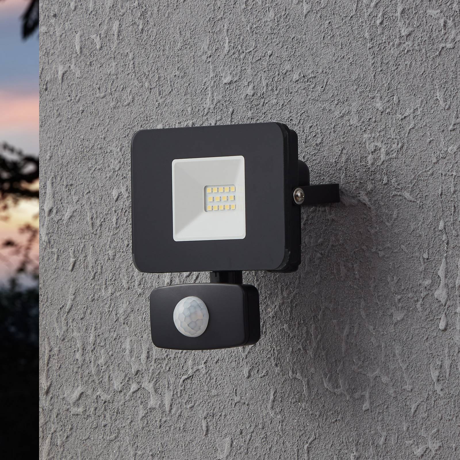 LED buitenspot Faedo 3 met sensor, zwart, 10W