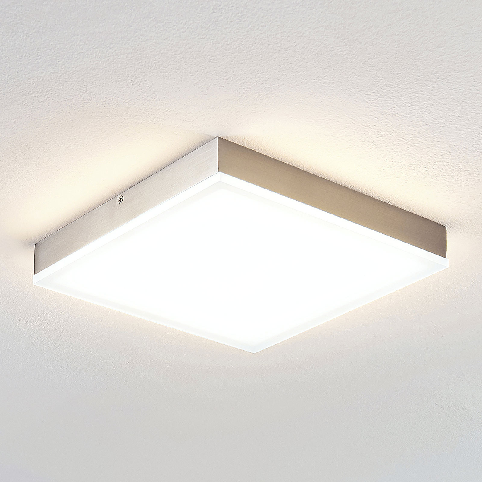 Lindby Tamito LED ceiling lamp, nickel, 25 cm, for Living / Dining Room, aluminium, acrylic, 20 W, energy efficiency: A+, L: 25 cm, W: 25 cm, H: 3.4 cm